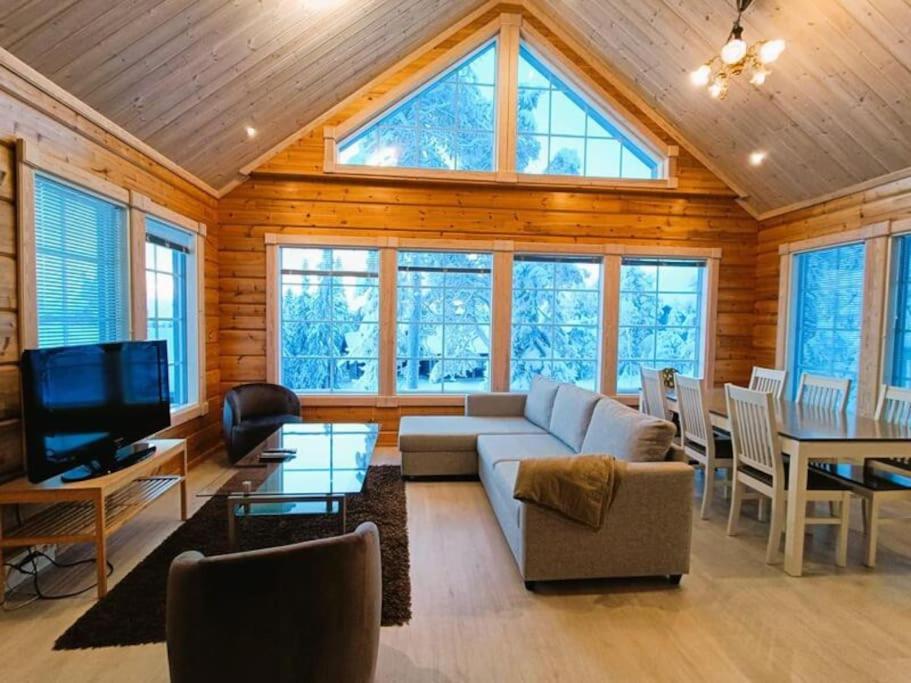 Three-Bedroom Villa photo 1