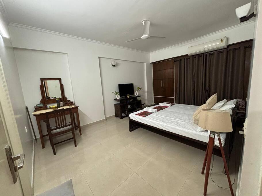 Three-Bedroom Premium Apartment with Balcony photo 3