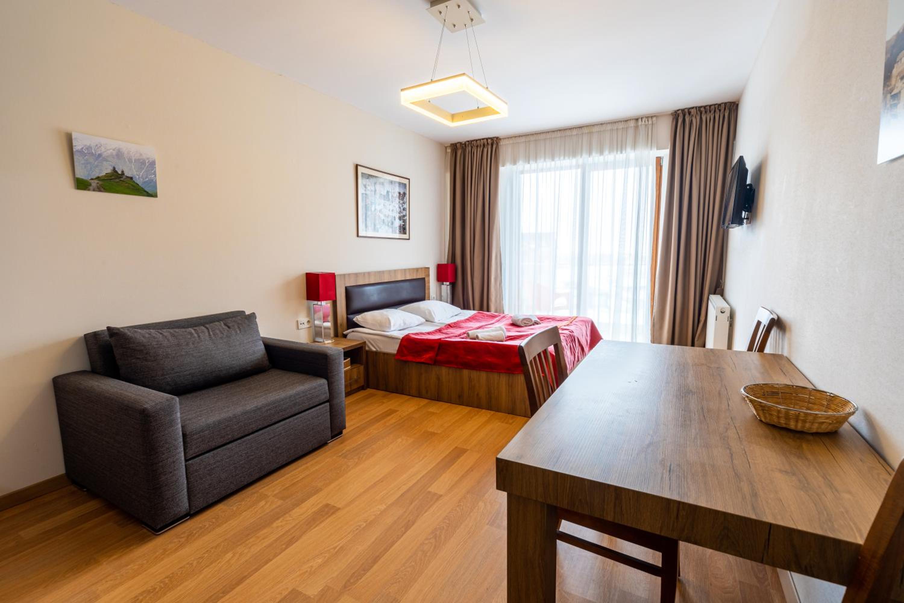 Studio Apartment with Balcony photo 1