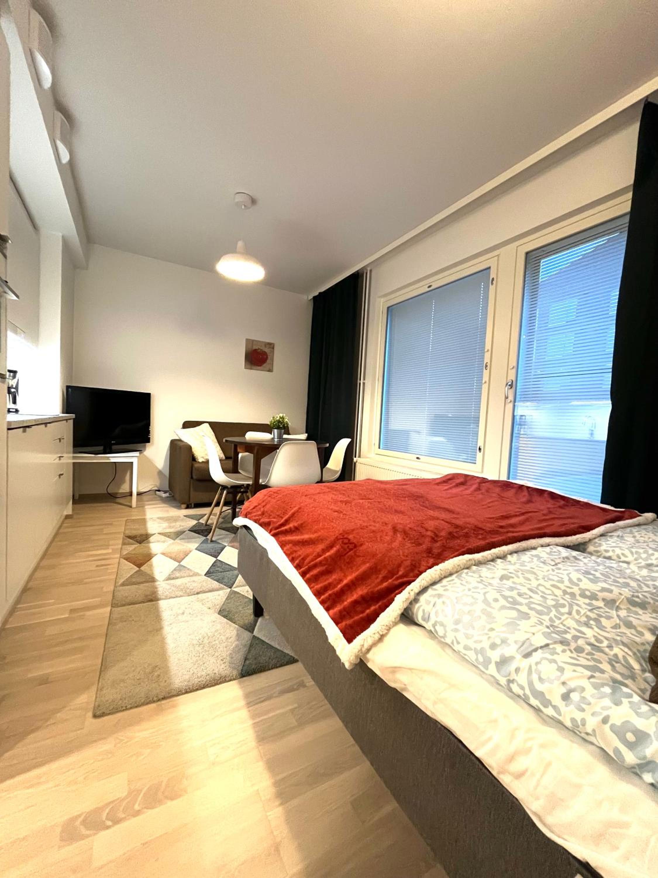 One-Bedroom Apartment photo 3
