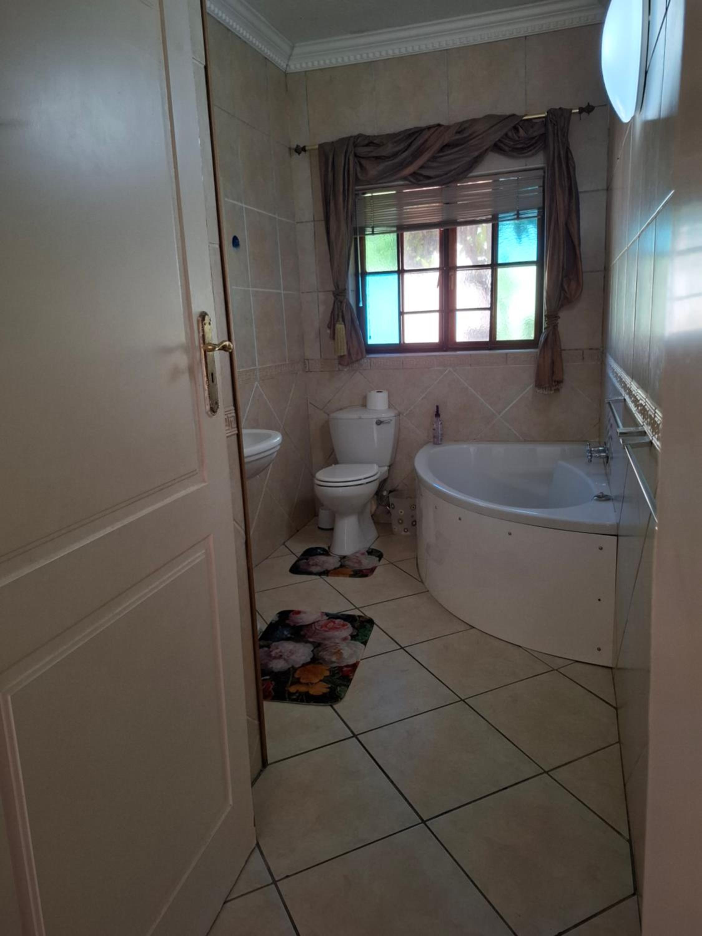 Family Suite photo 2