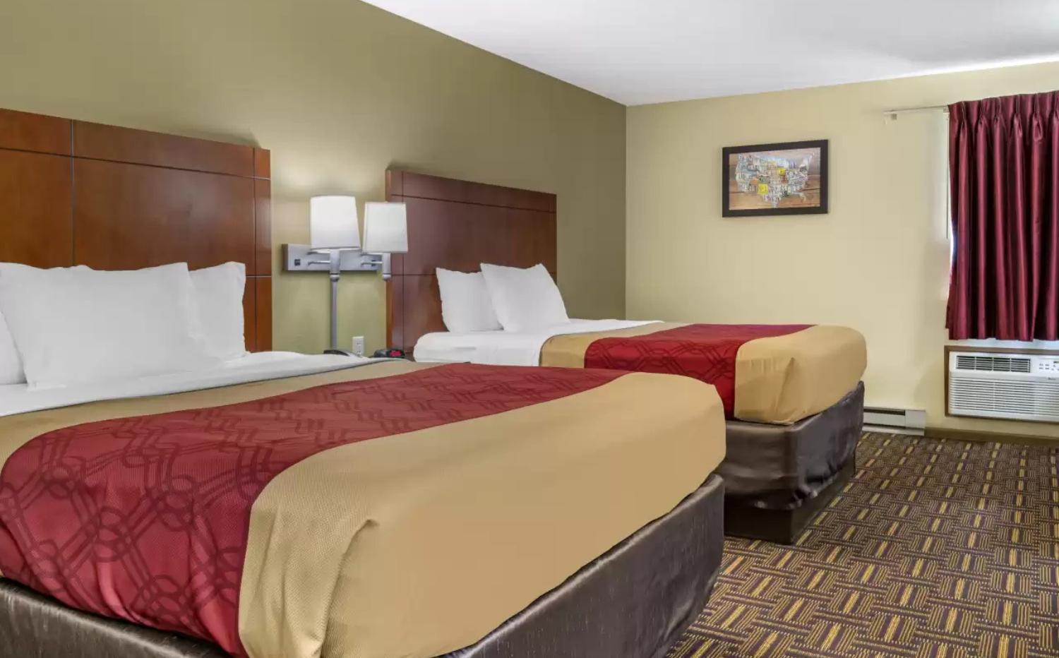 Coratel Inn and Suites By Jasper River Falls