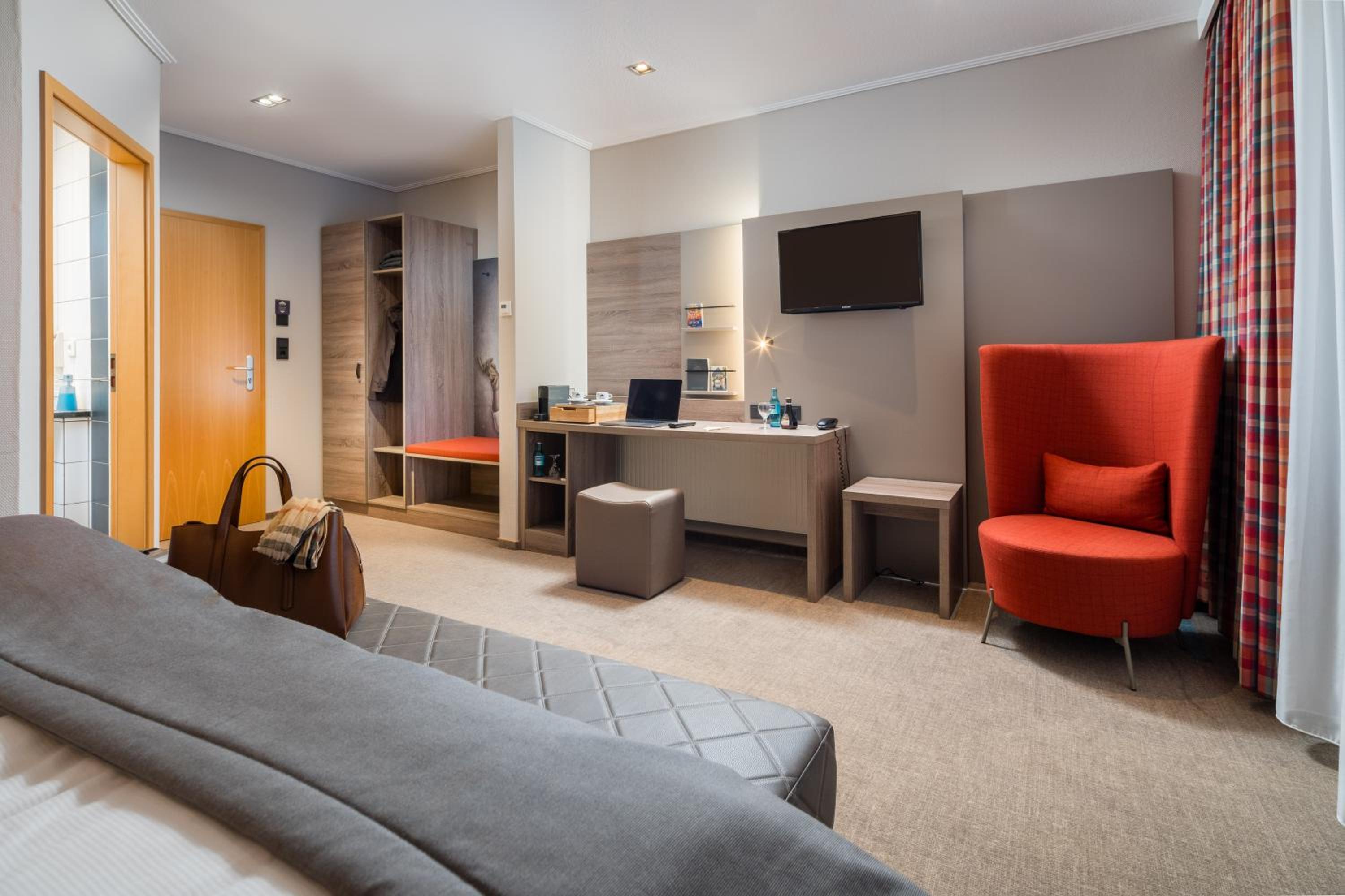 Business Single Room