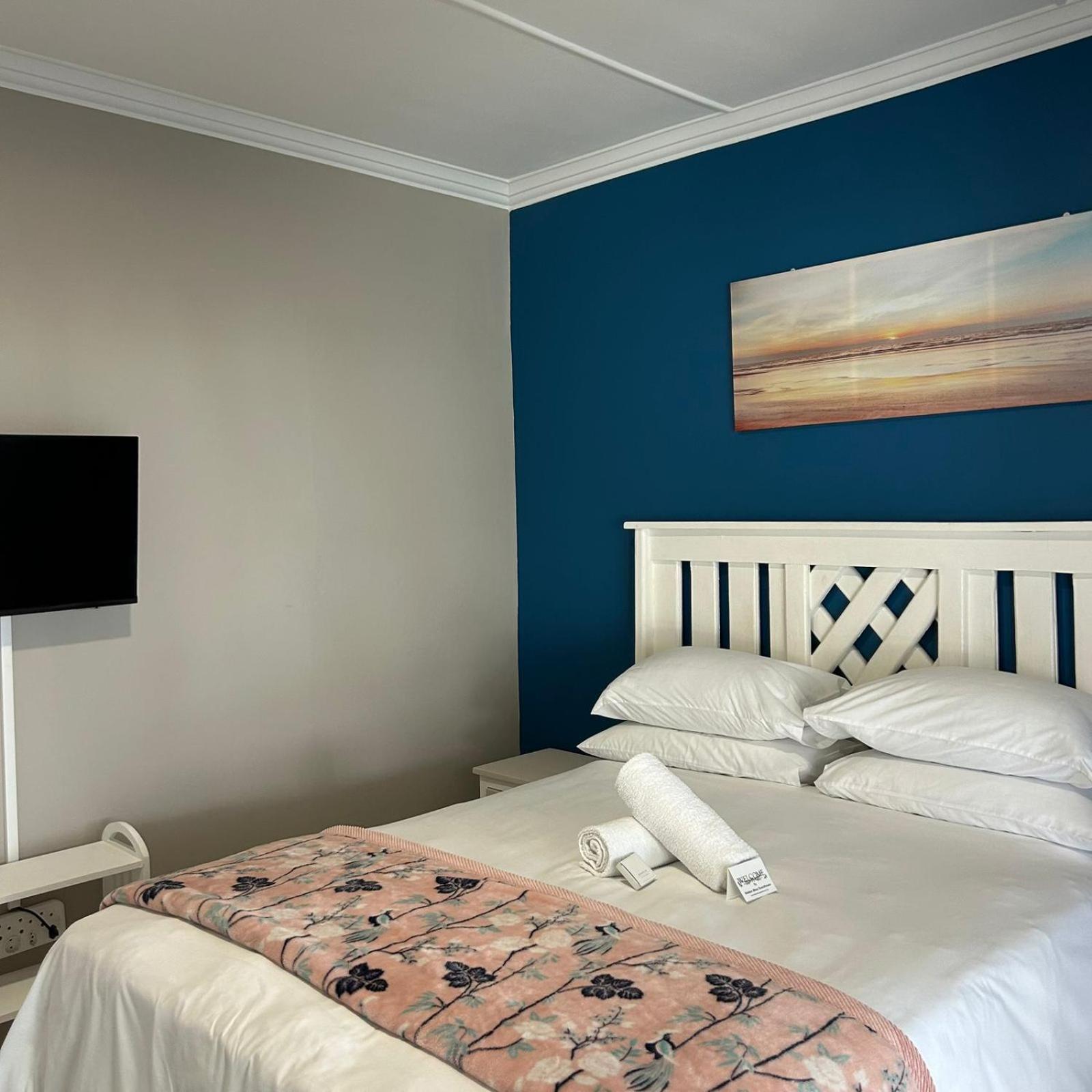 Basic Double Room - Photo 4