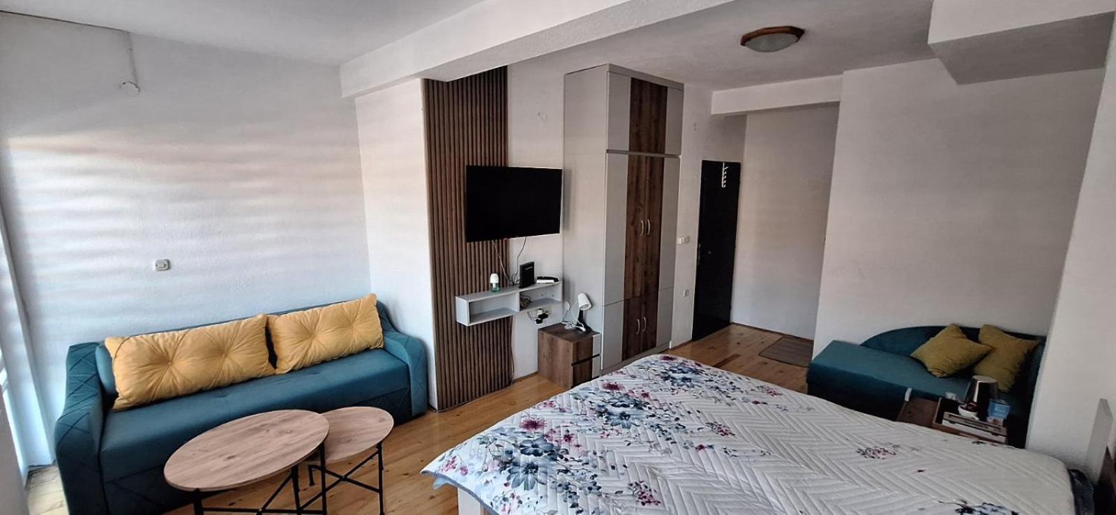 Deluxe Double Room with Balcony photo 3