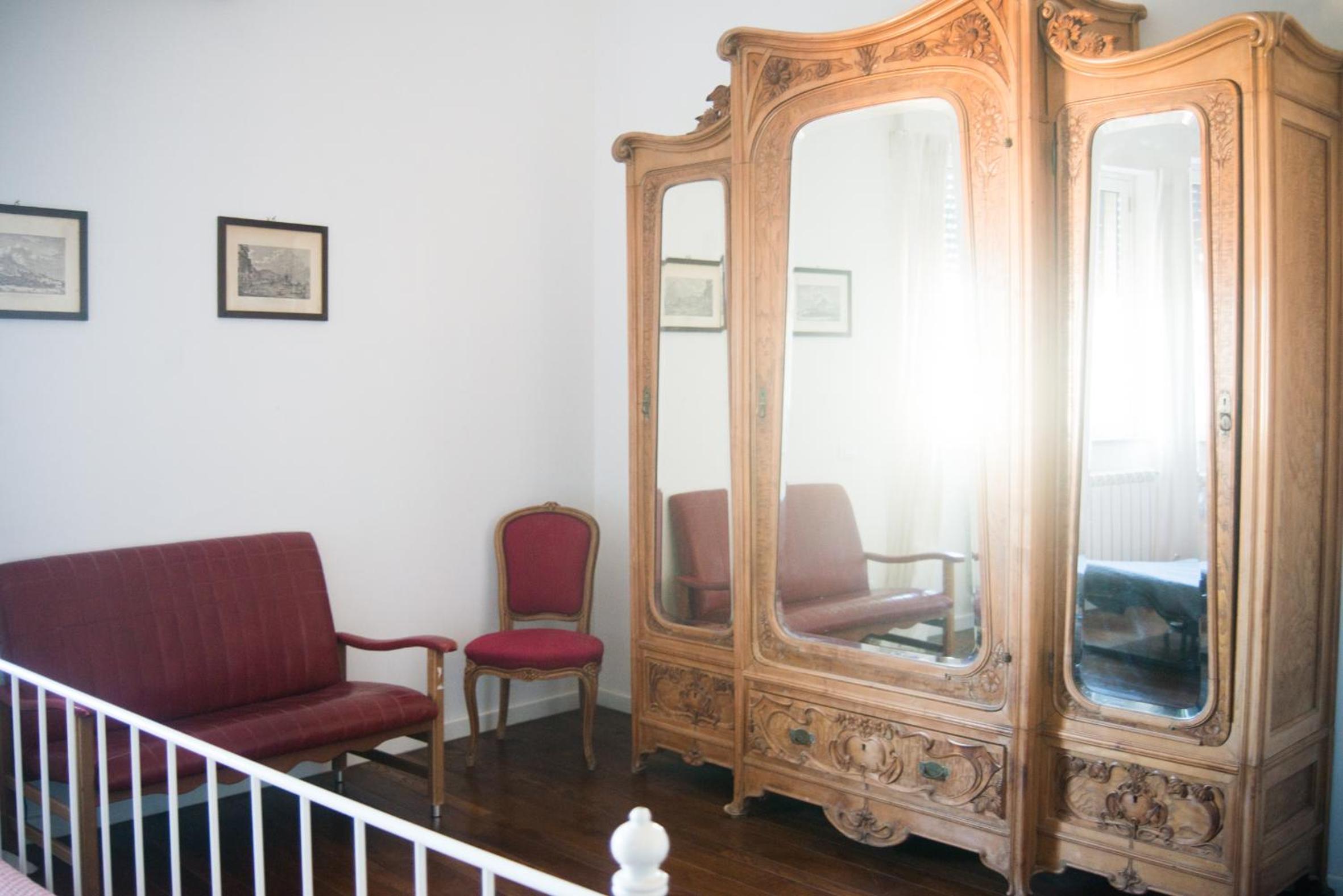 Apartment - Photo 32