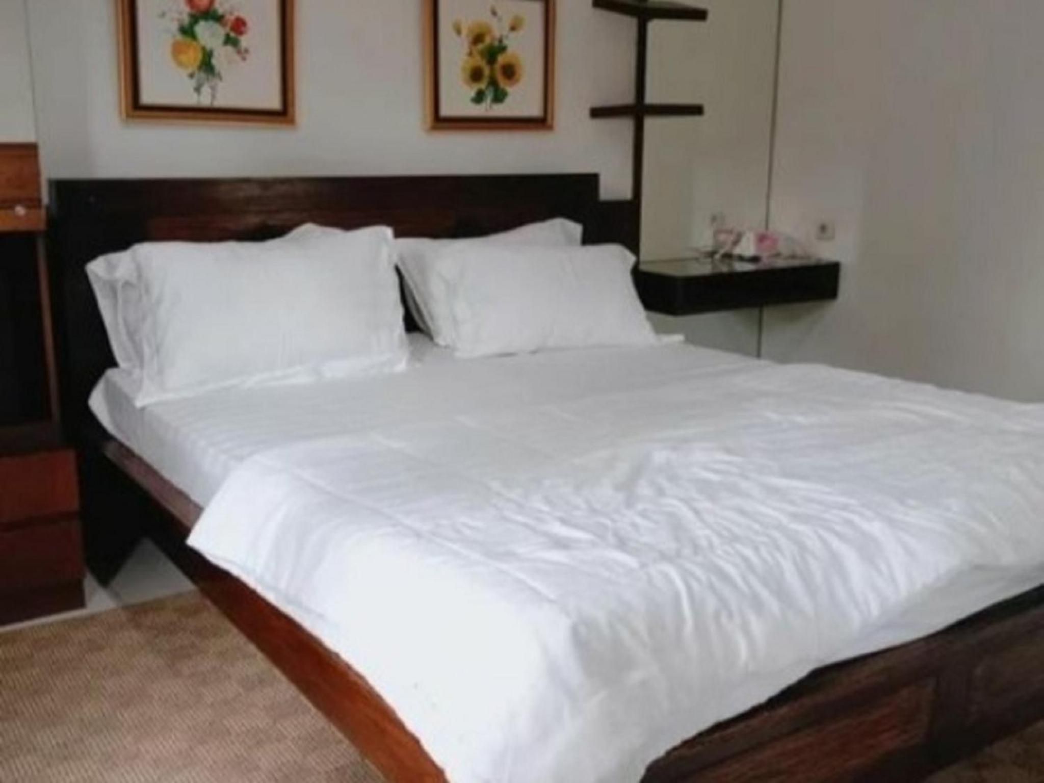 Three-Bedroom Villa photo 1