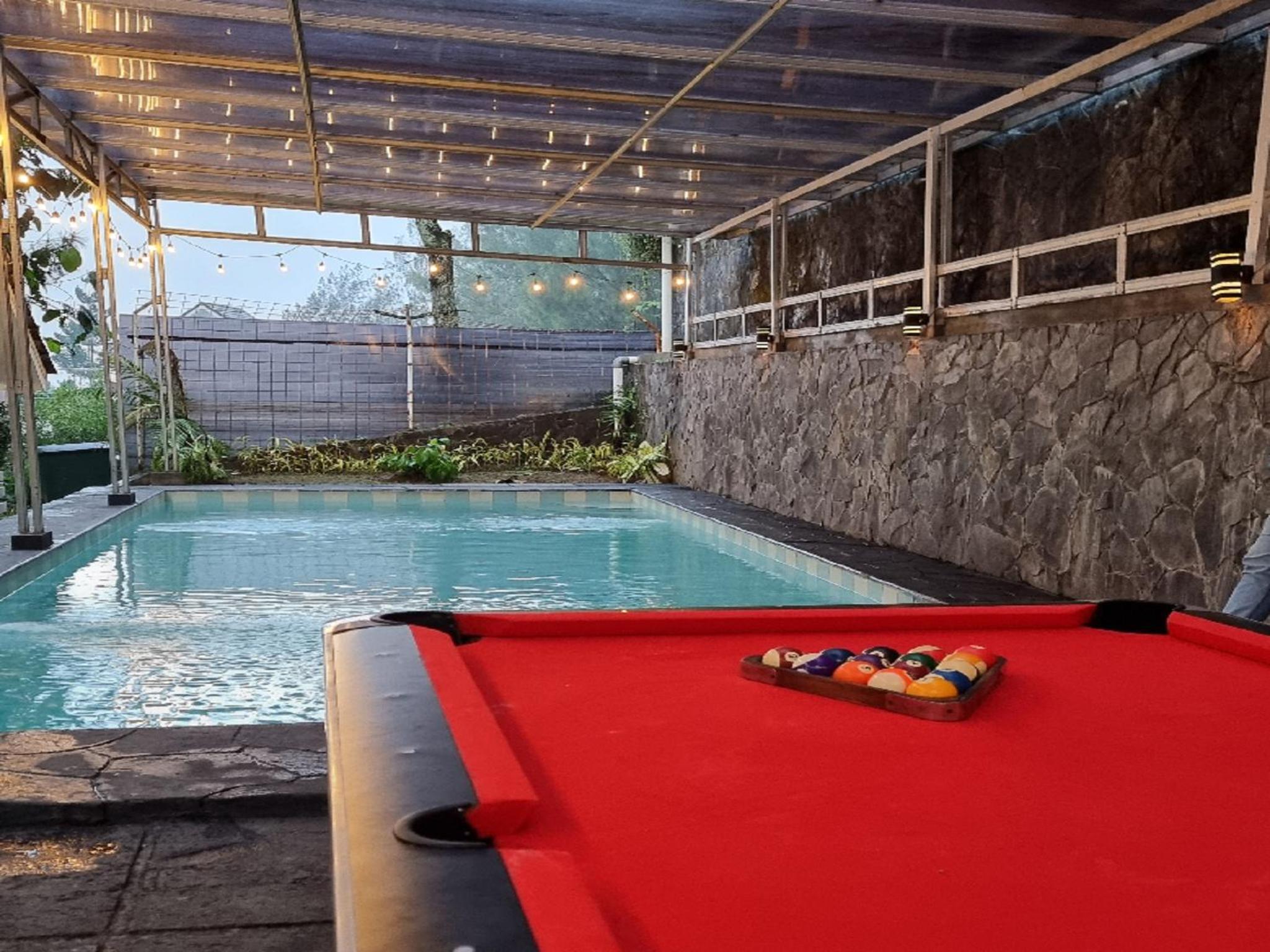 Three-Bedroom Villa photo 2