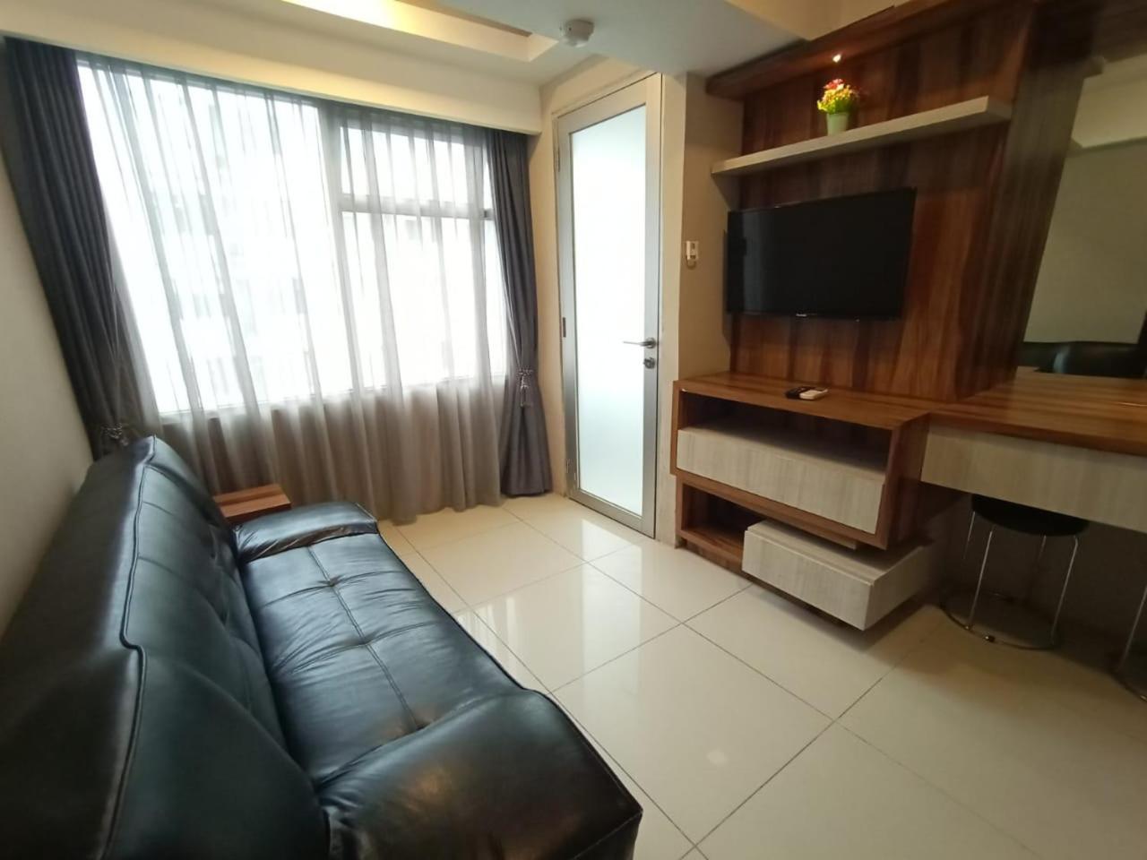 Two-Bedroom Apartment - Photo 16