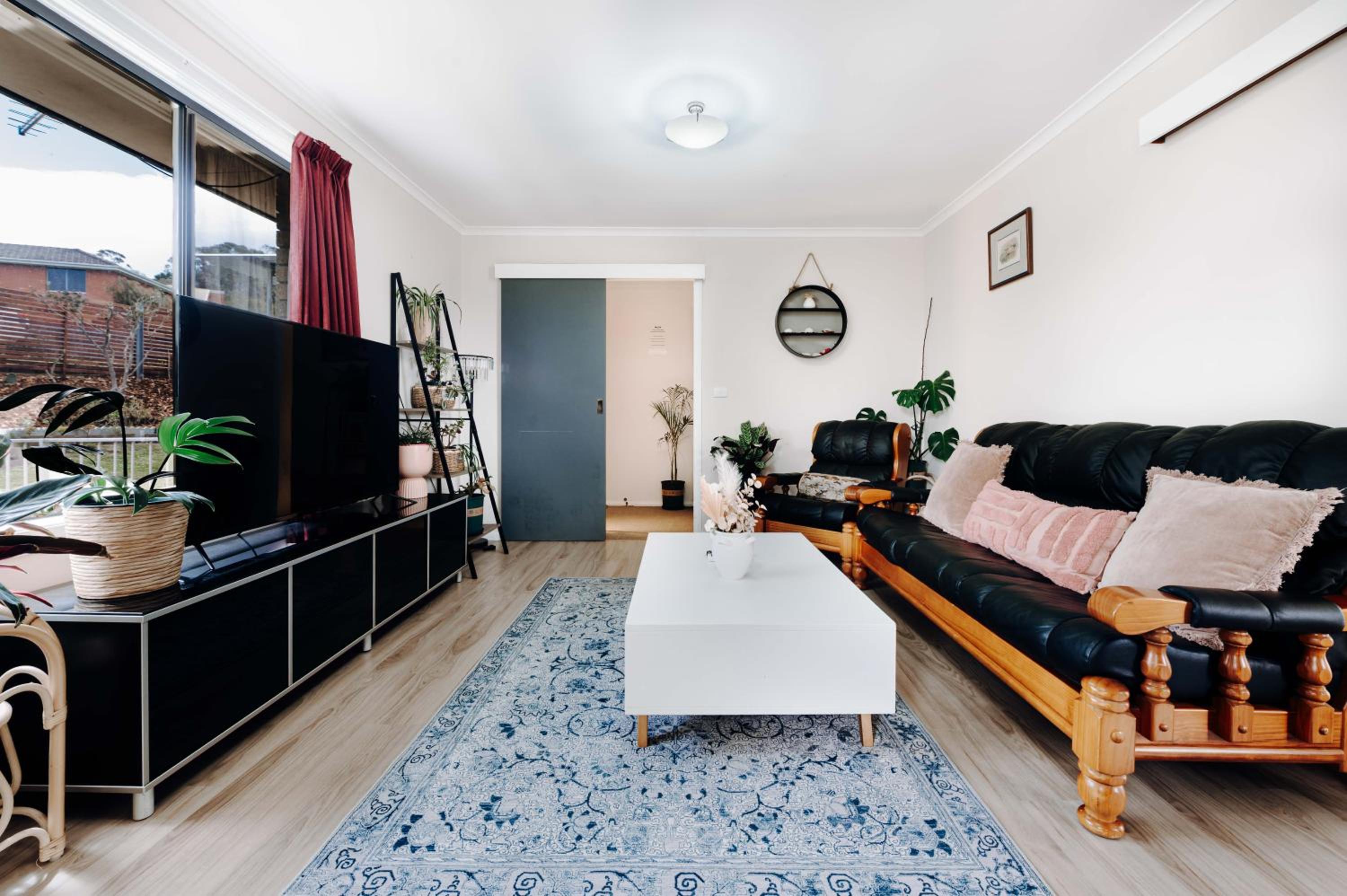 Three-Bedroom Villa photo 2