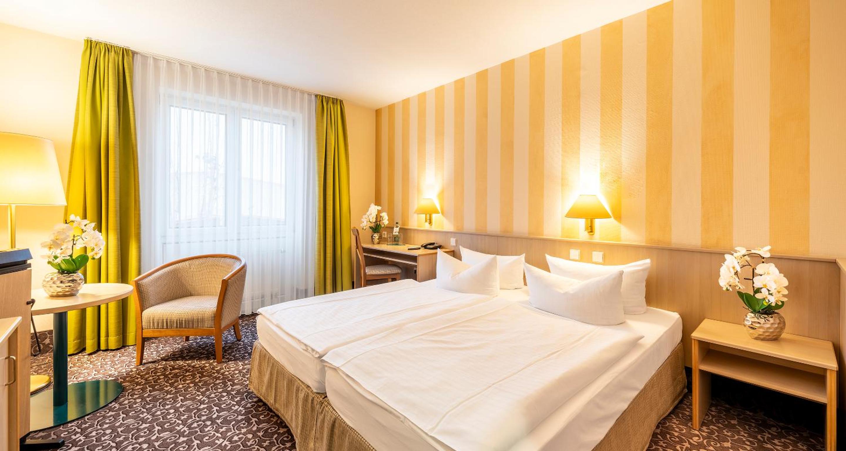 Business Double Room photo 2