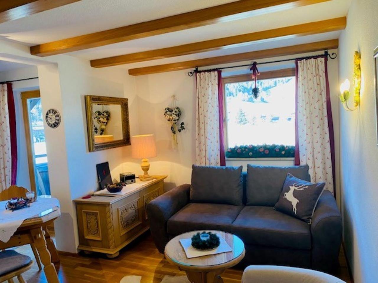Apartment with Mountain View photo 1