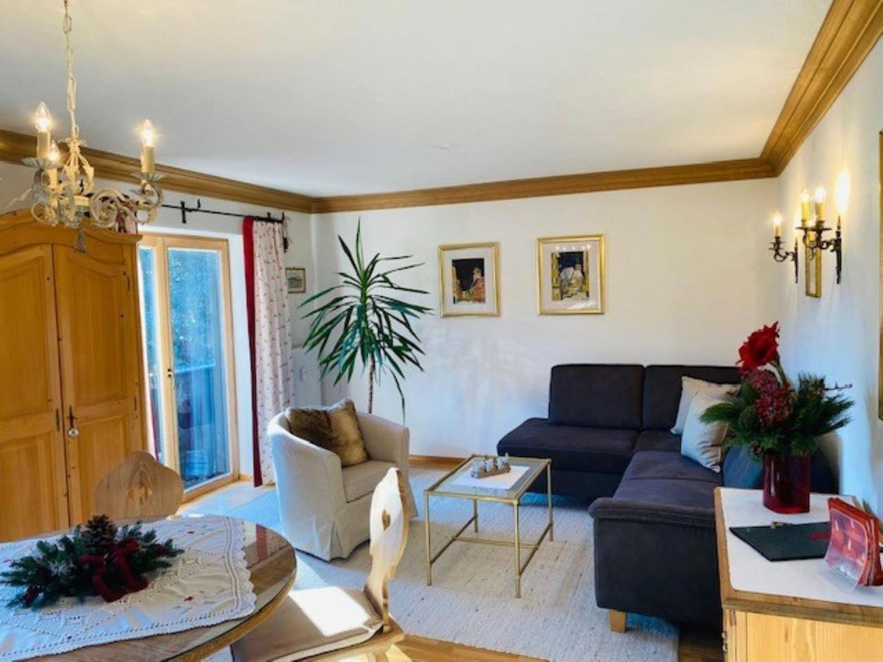 Two-Bedroom Apartment with Balcony, 6 photo 1