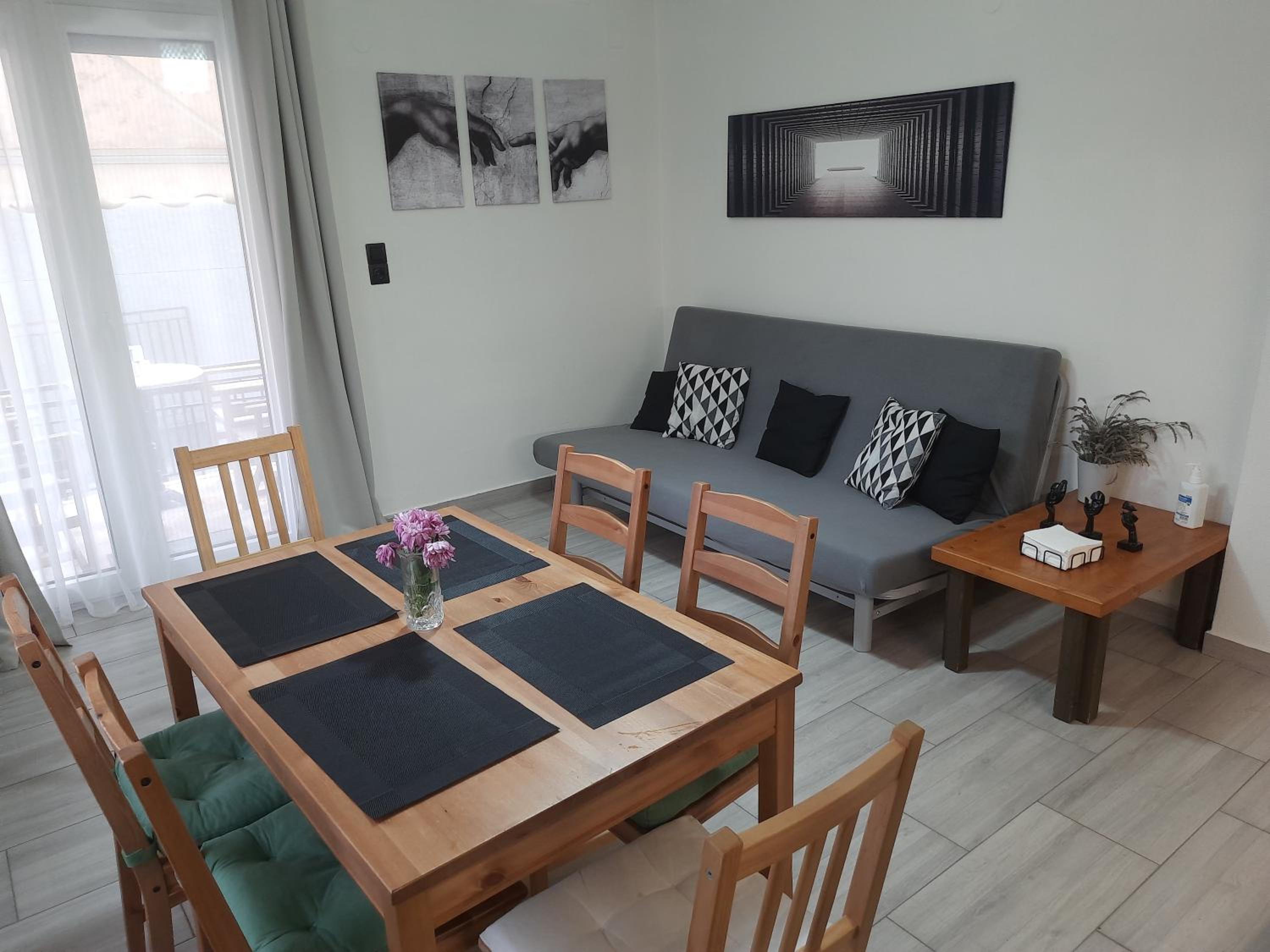 Three-Bedroom Apartment photo 1