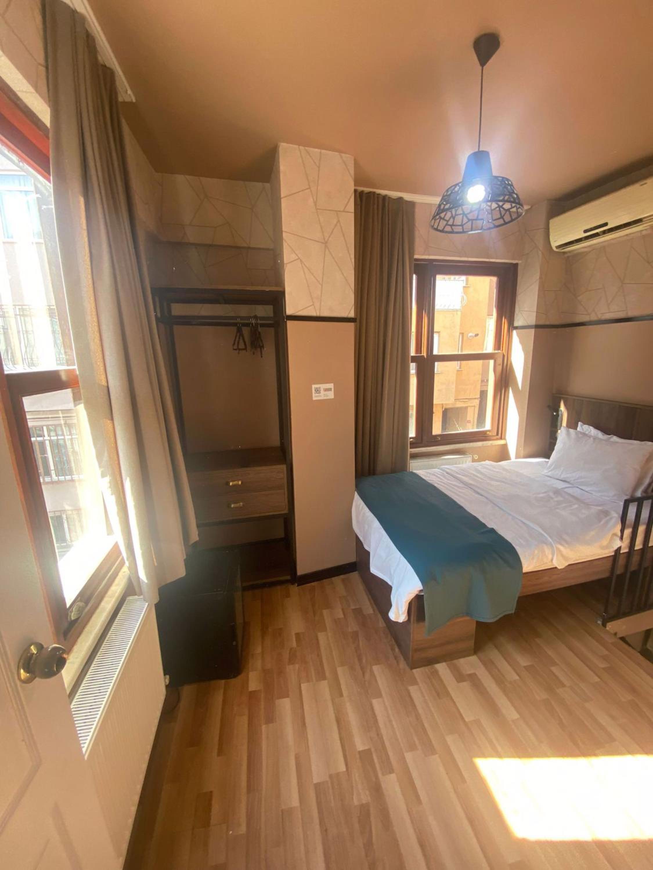 Economy Single Room photo 2