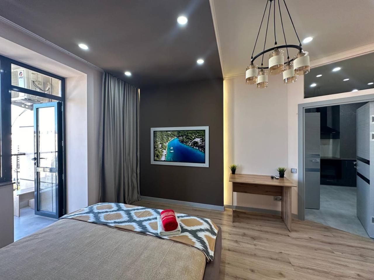 Two-Bedroom Apartment with Balcony photo 1