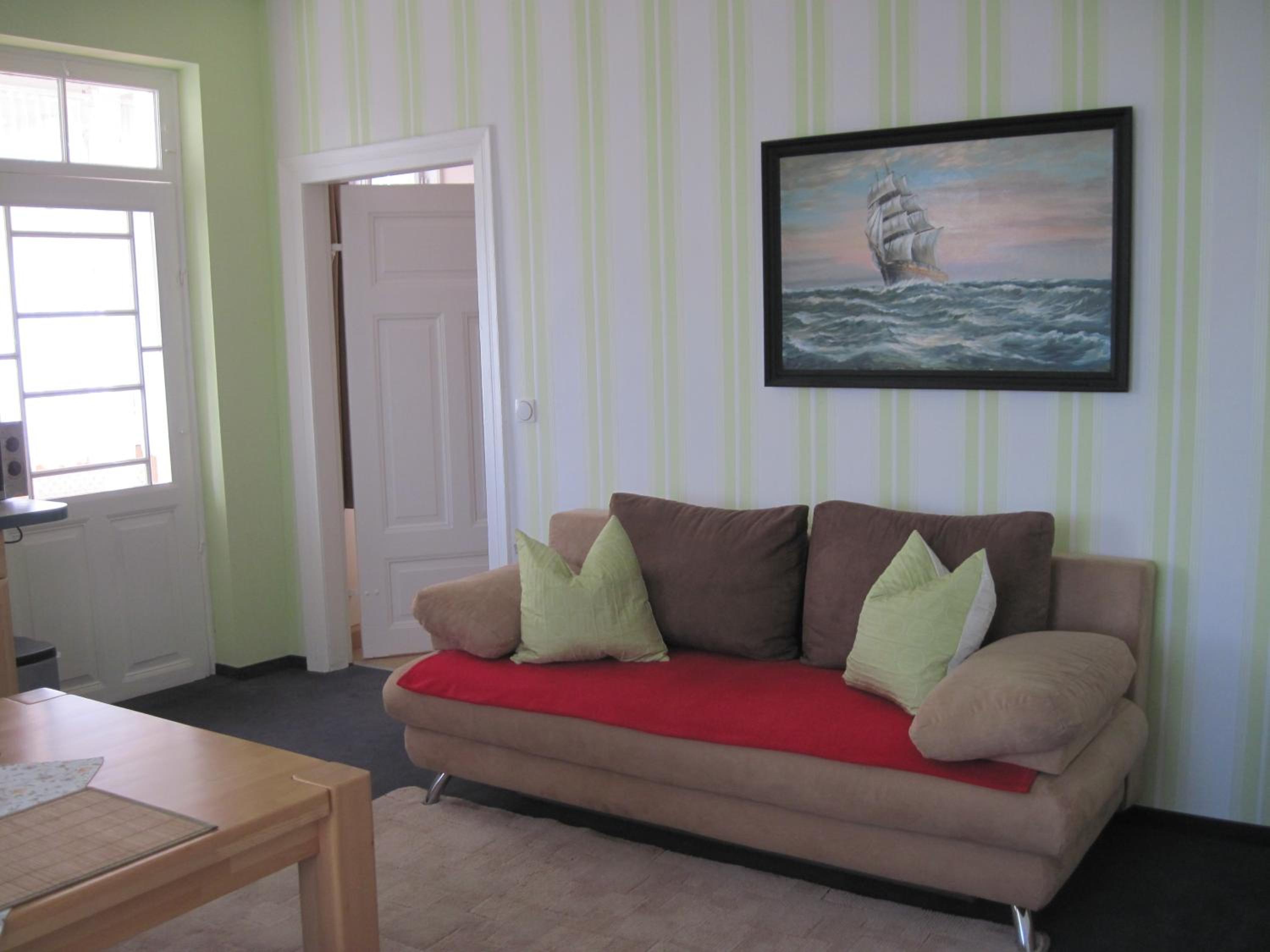 One-Bedroom Apartment with Balcony and Sea View photo 1
