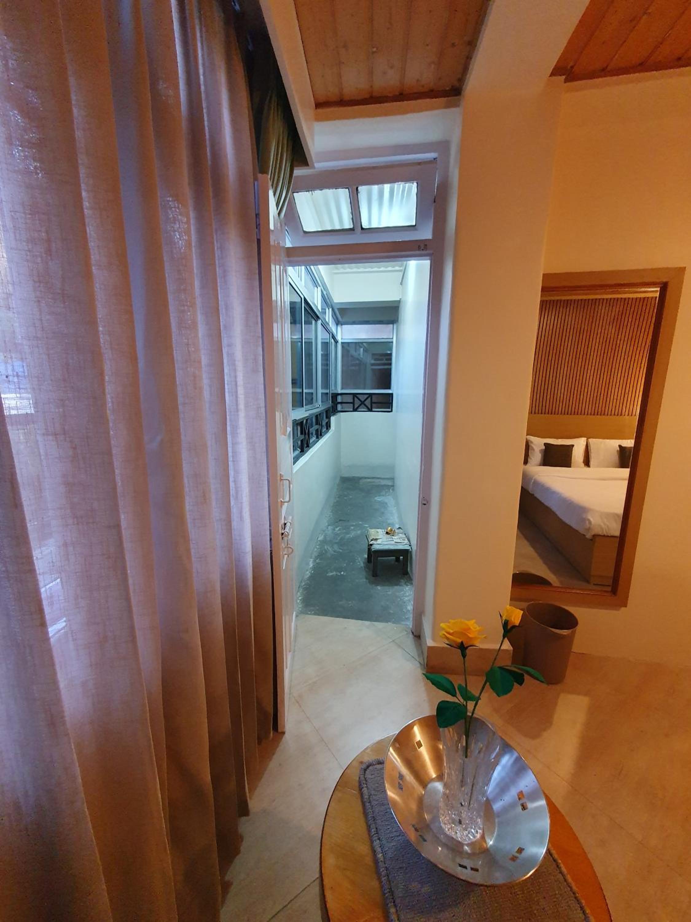 Double Room with Balcony photo 3