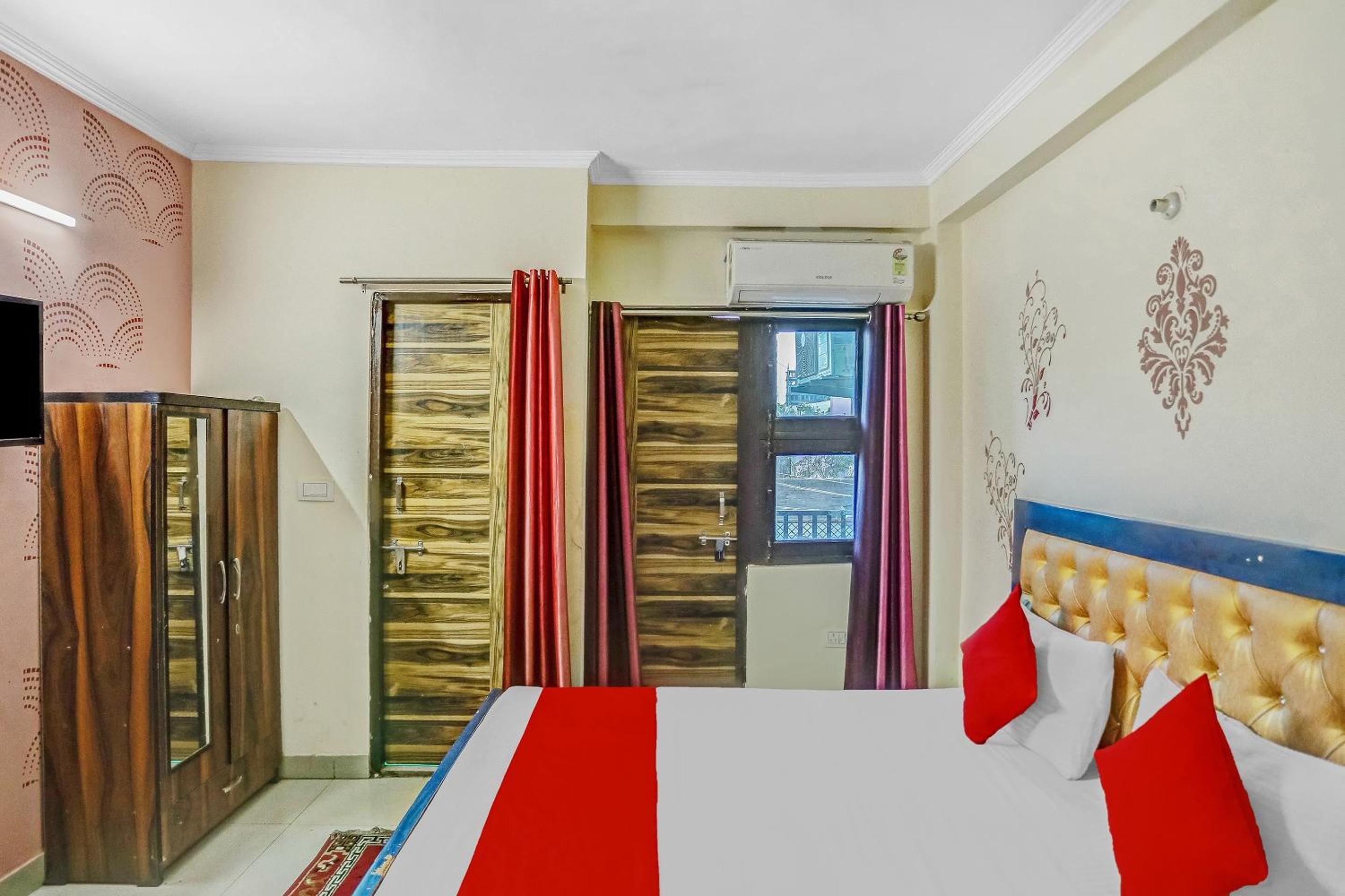 Classic Triple Room