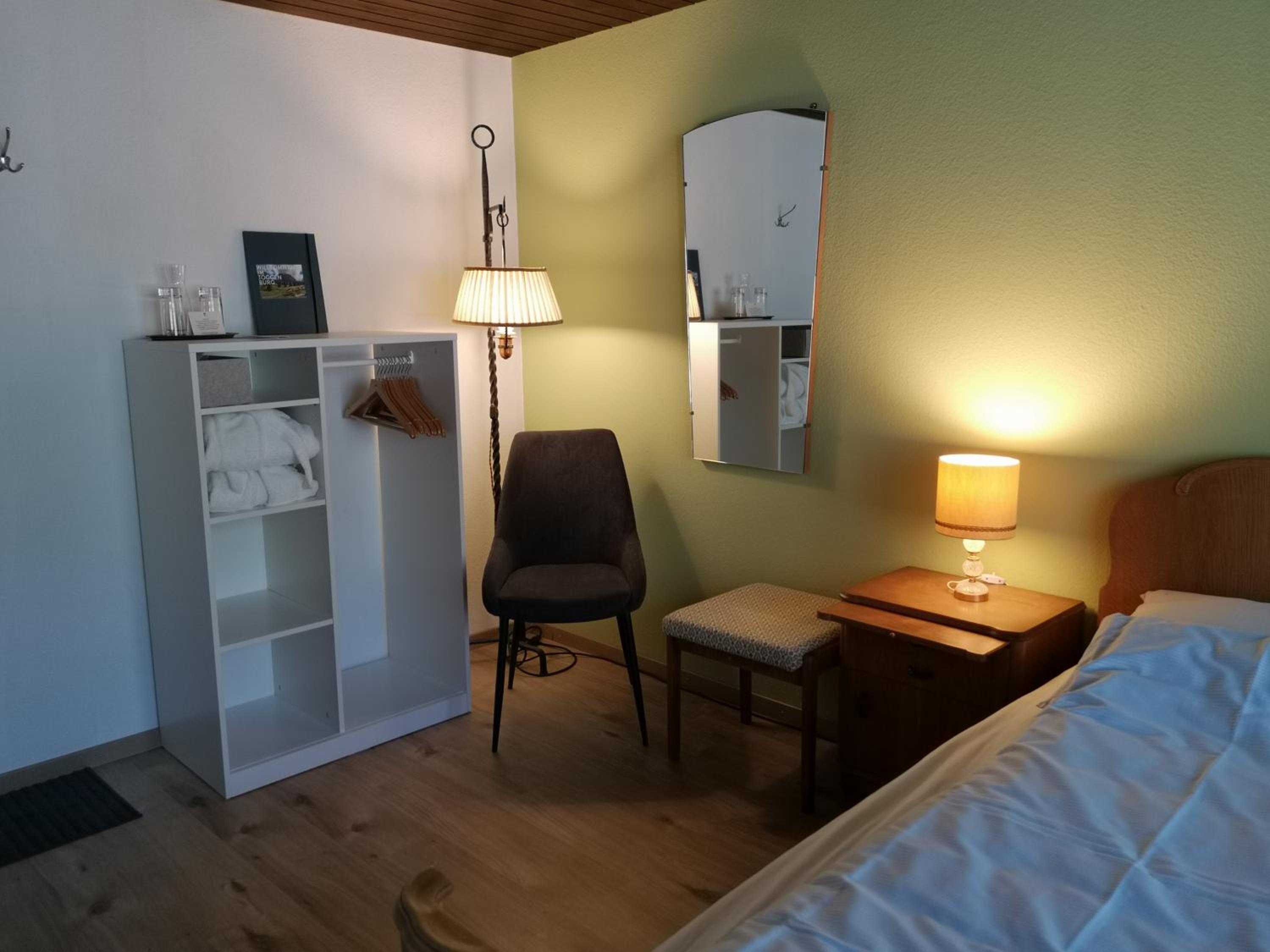 Budget Double Room photo 3