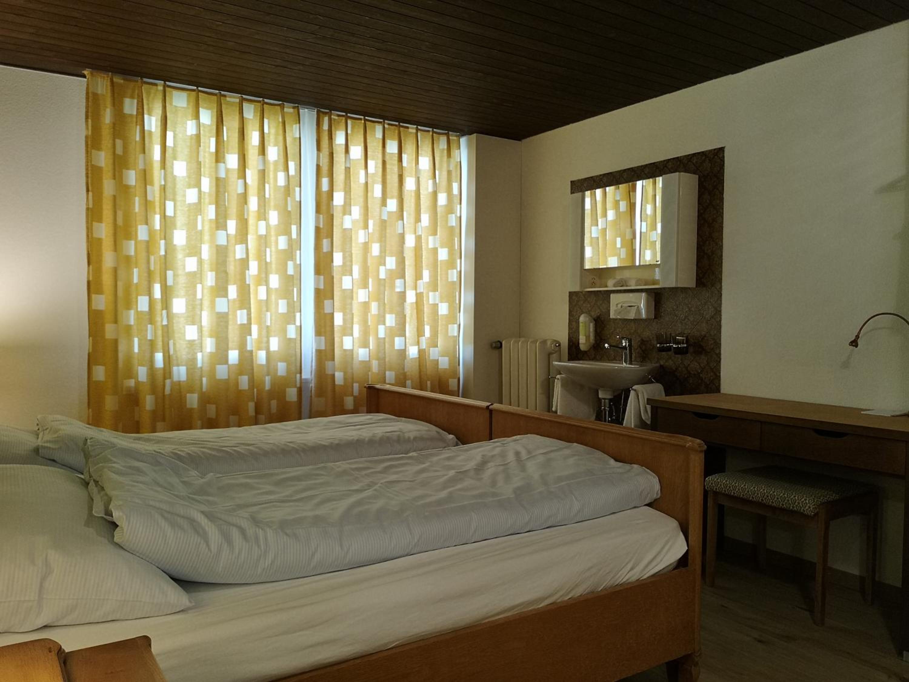 Budget Double Room photo 1