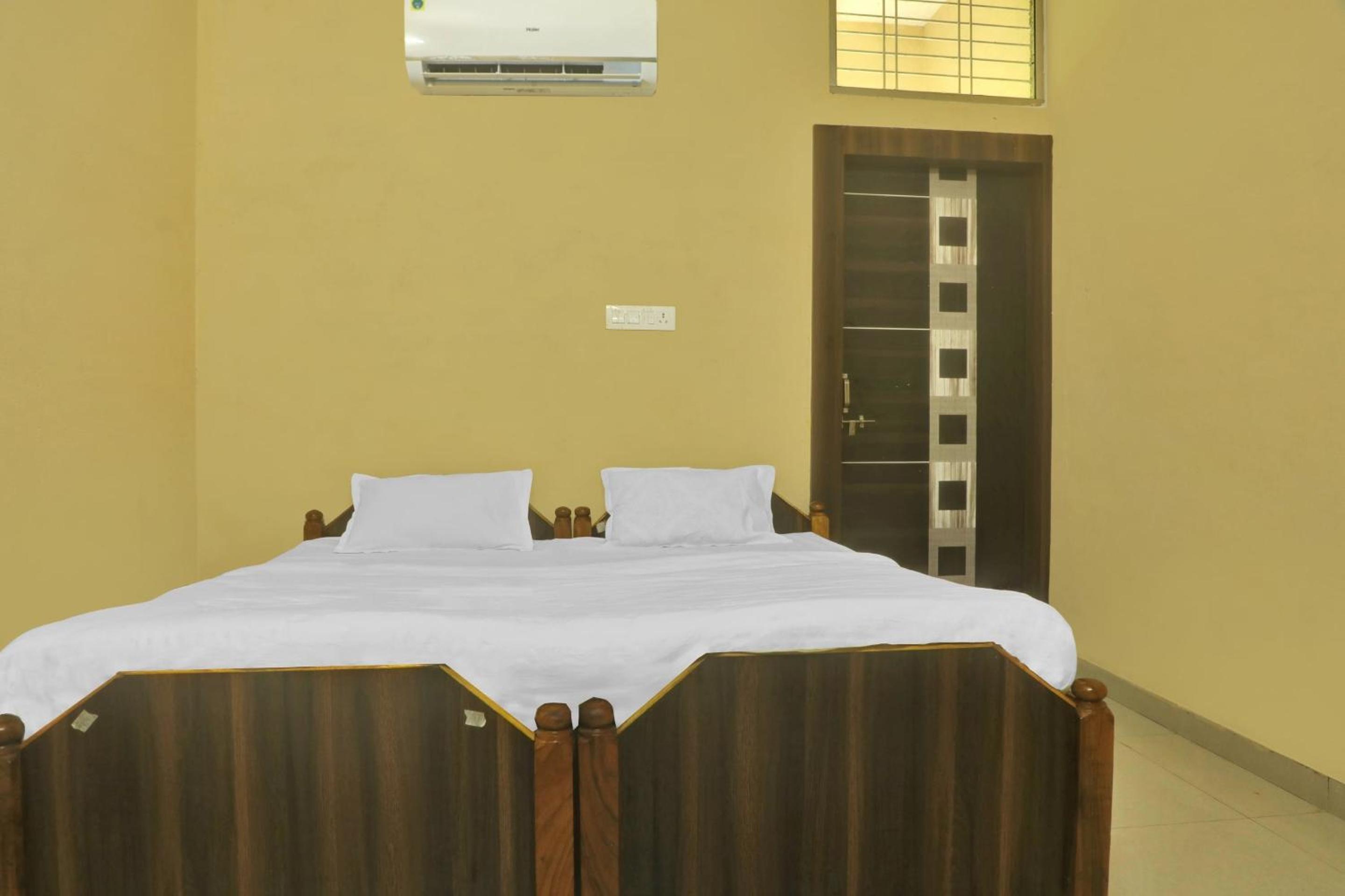 Classic Triple Room