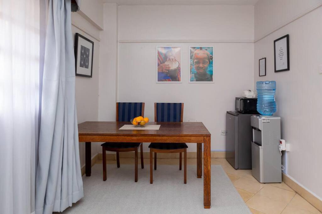 One-Bedroom Apartment photo 2