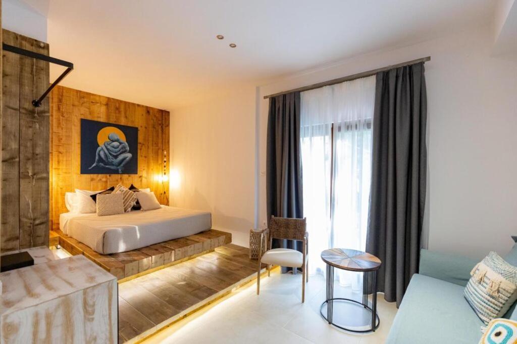 Suite with Balcony