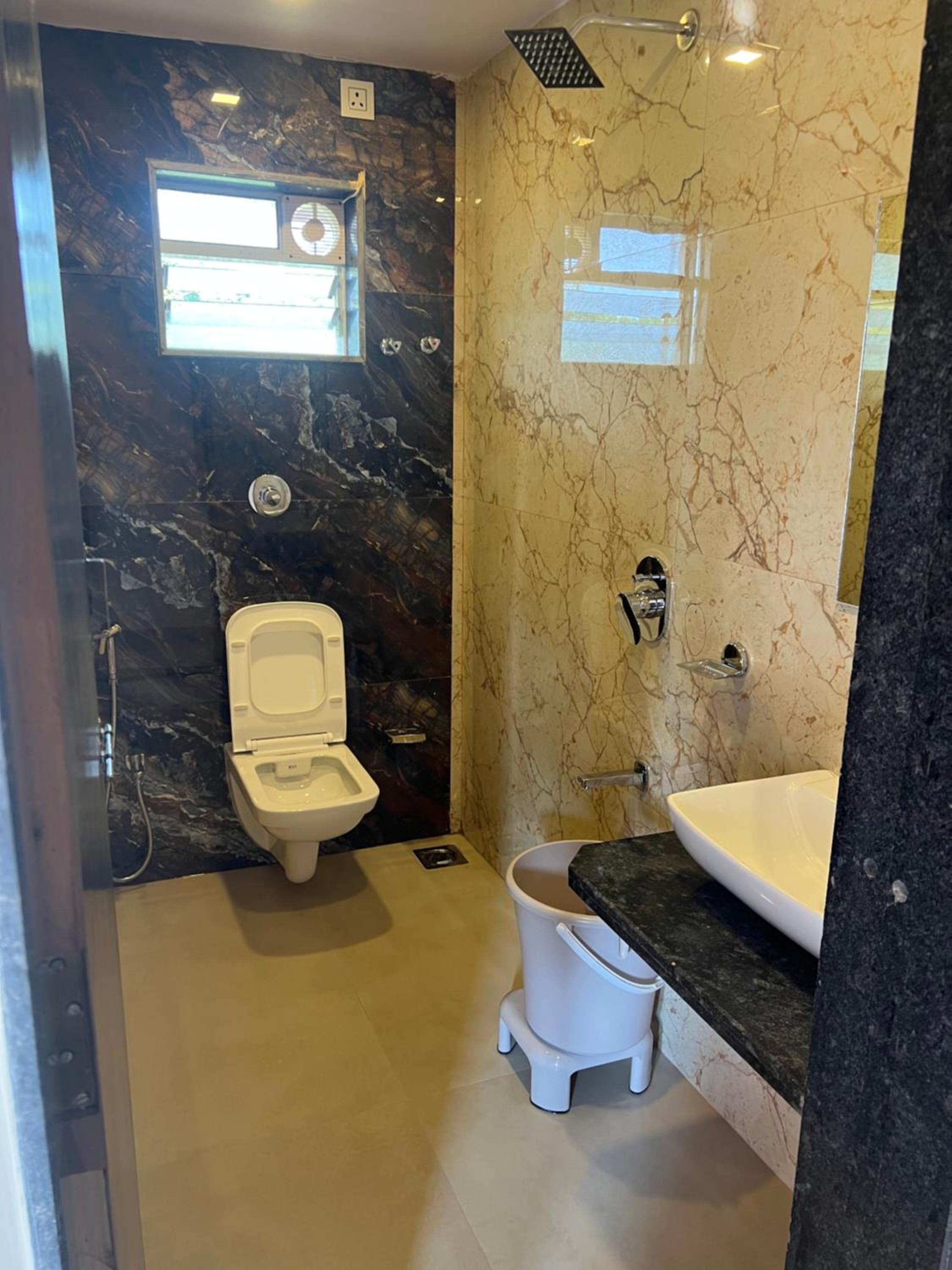 Premium Room with Private Balcony photo 2