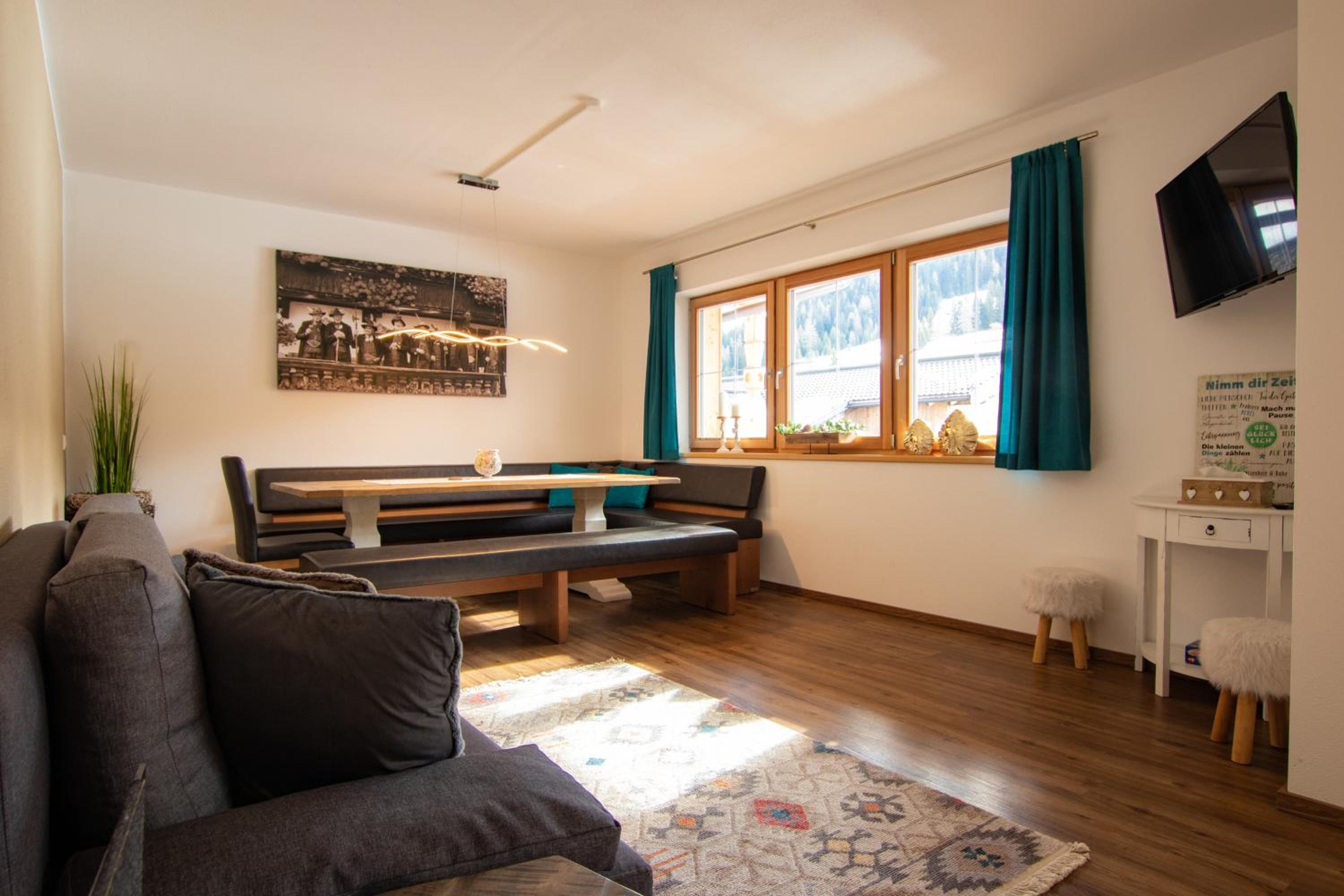 Apartment photo 1