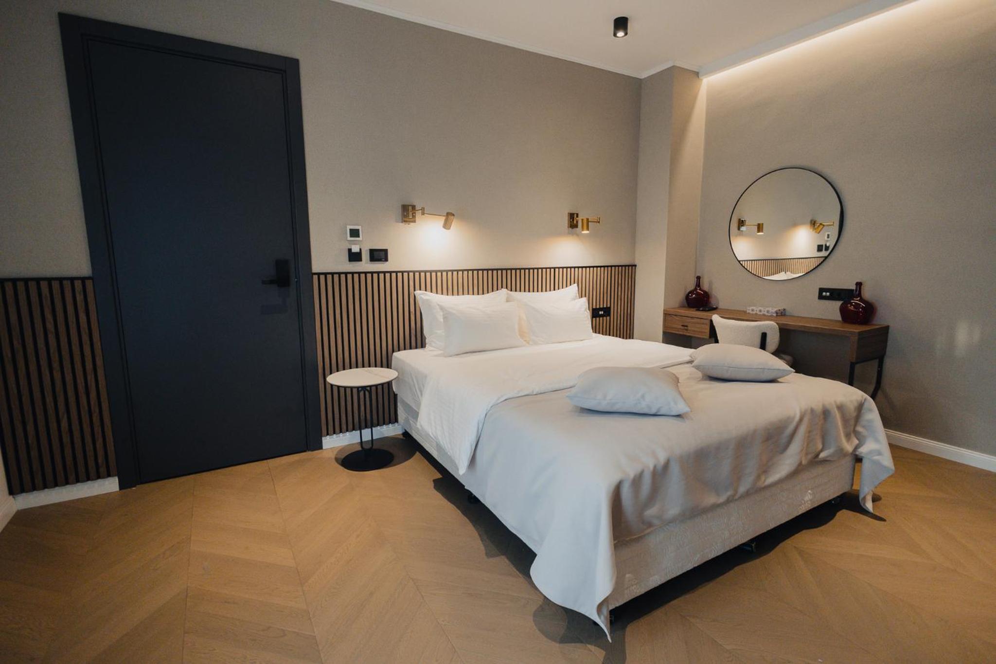 Standard Double Room - Photo 1