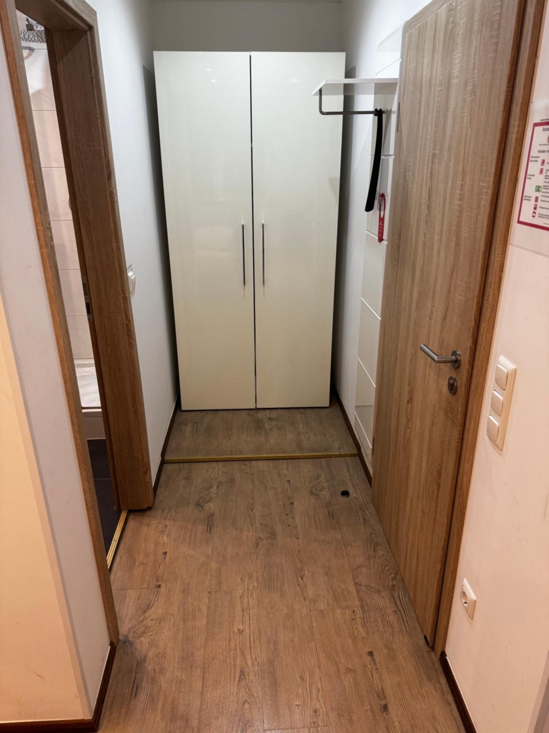 Deluxe Double Room - Photo 19
