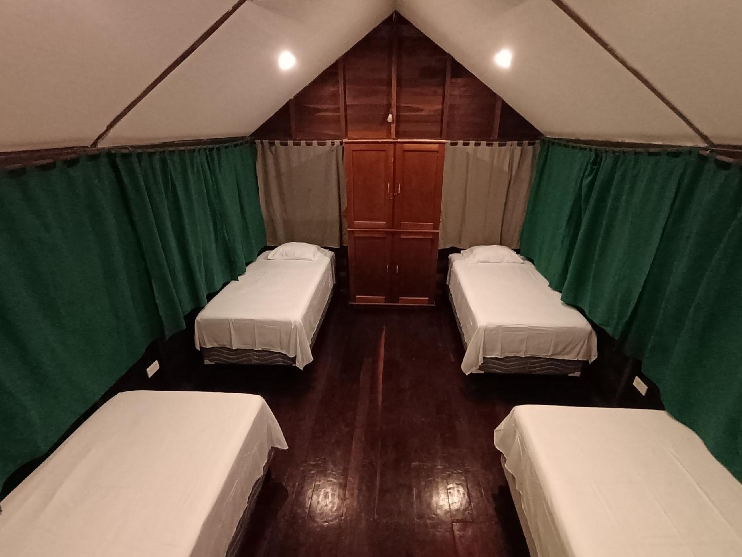 4-Bed Mixed Dormitory Room photo 1