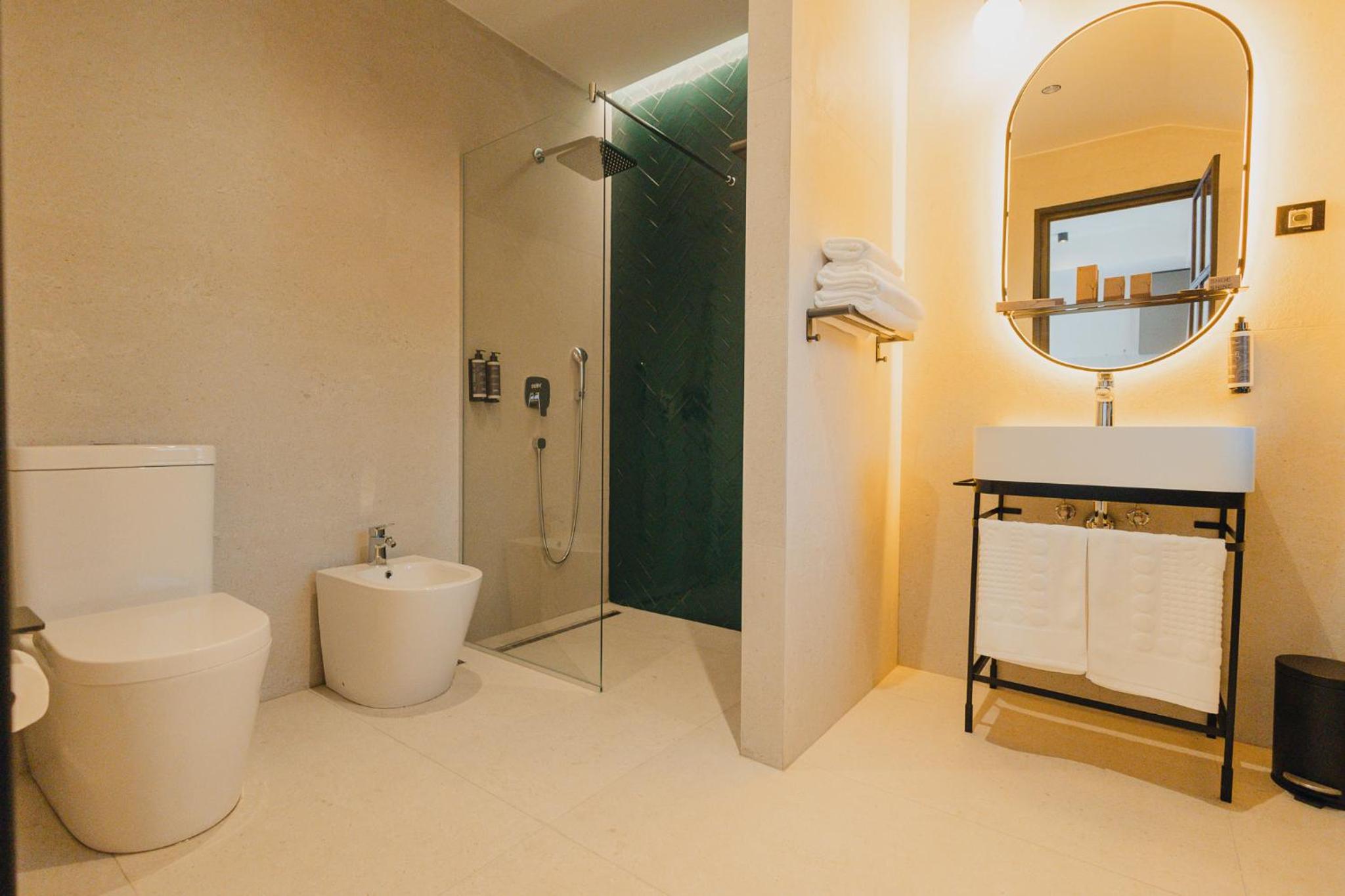 Standard Triple Room - Photo 3