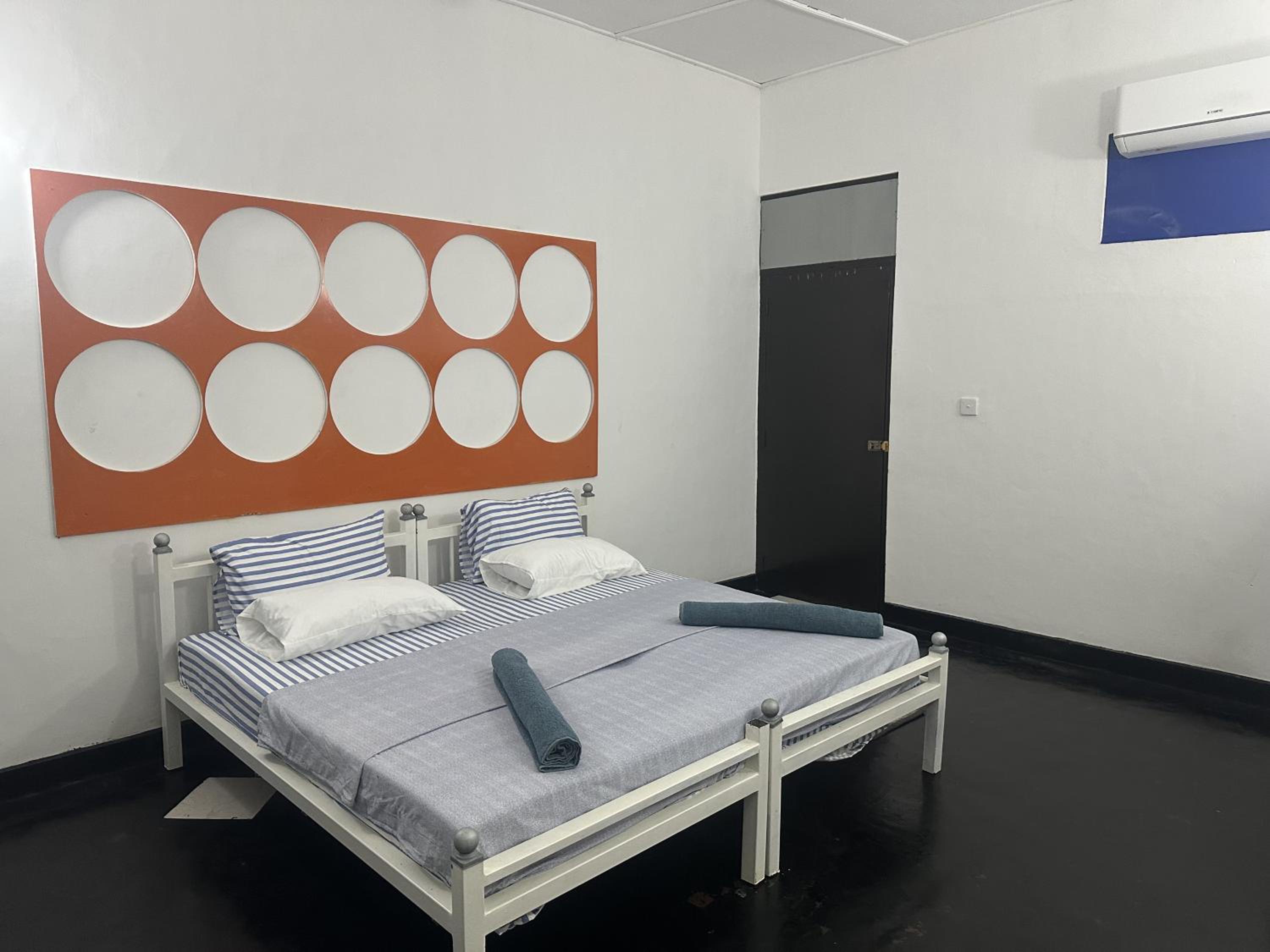 Deluxe Double Room with Balcony - Photo 3