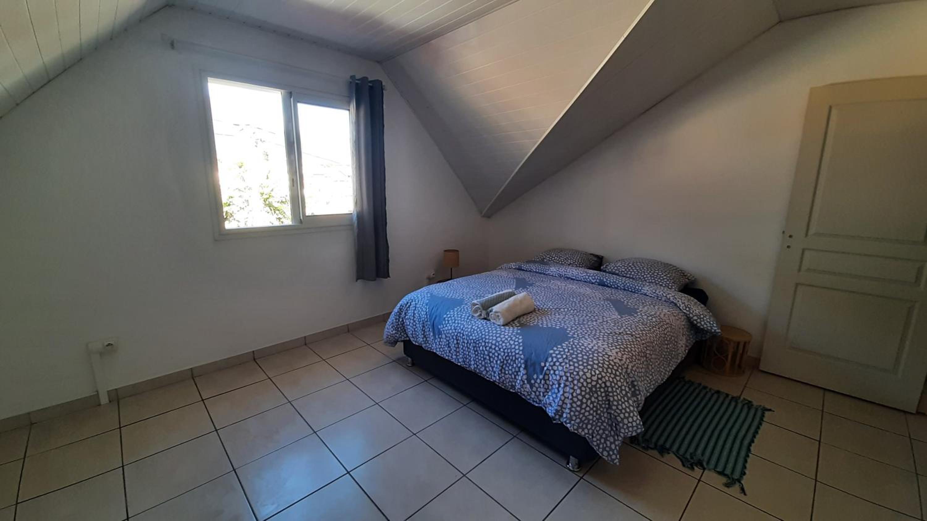 One-Bedroom House photo 1