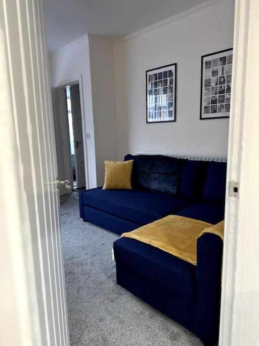 Two-Bedroom House photo 3
