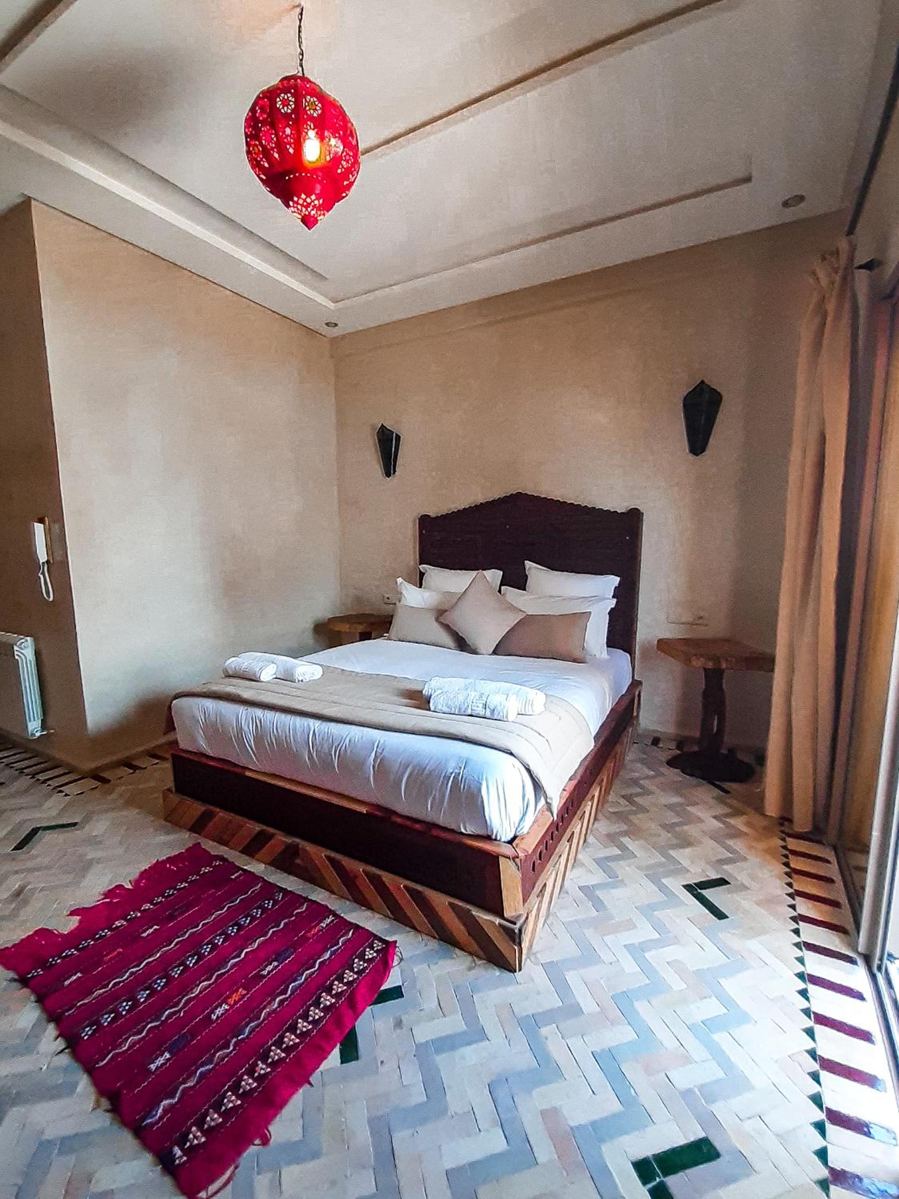 Queen Room with Pool View