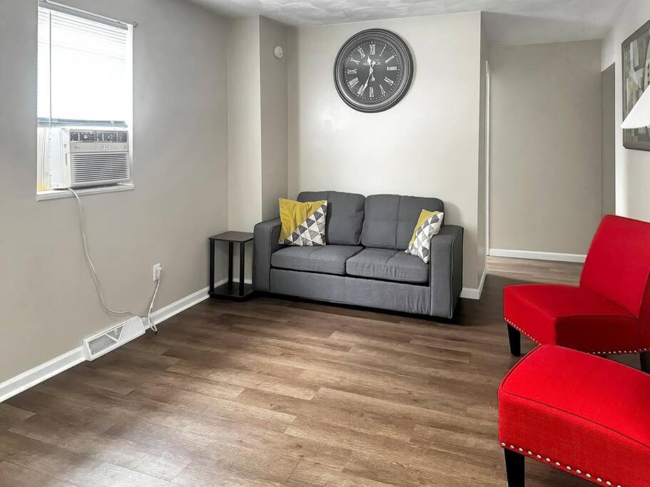 Two-Bedroom Apartment photo 2