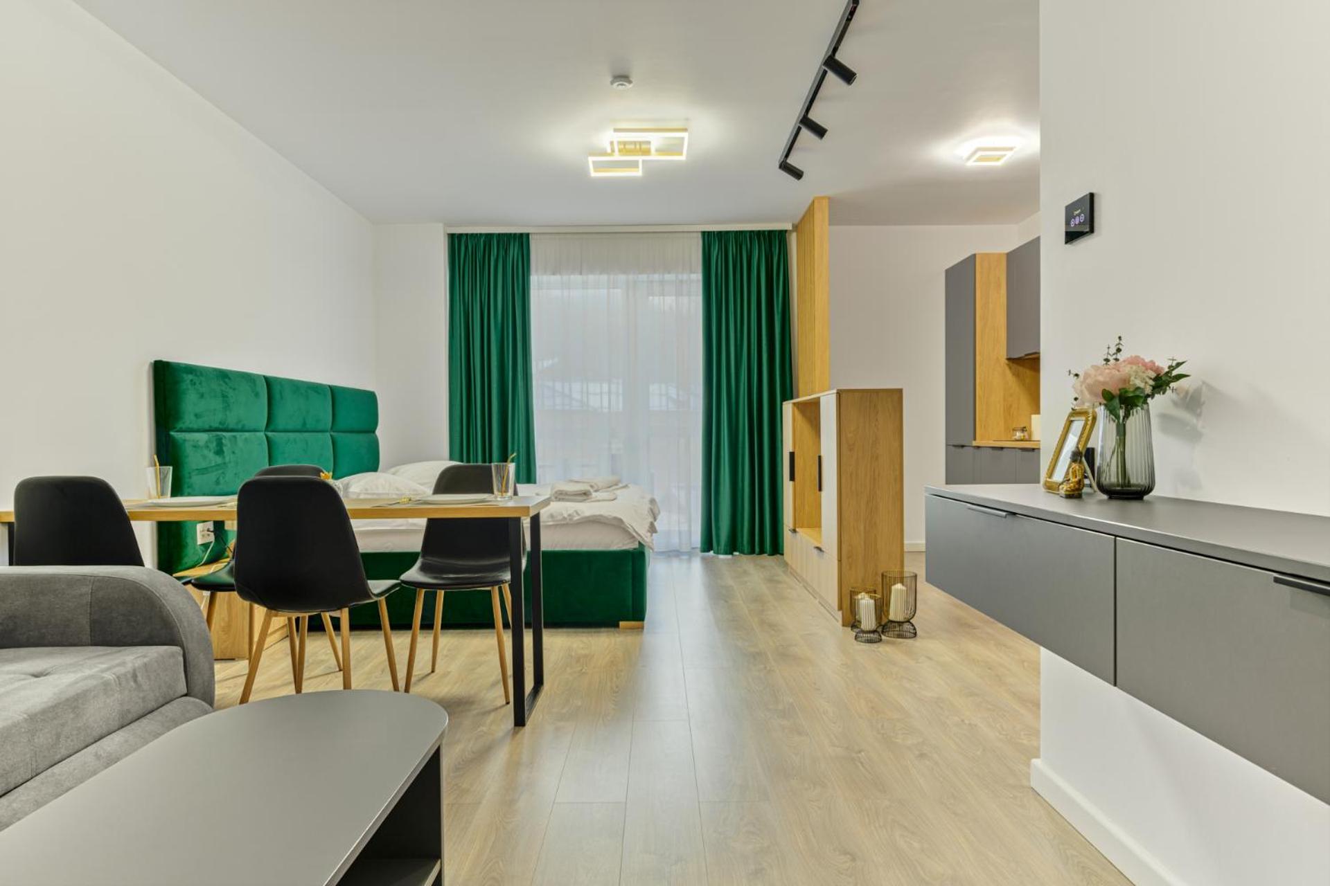 One-Bedroom Apartment