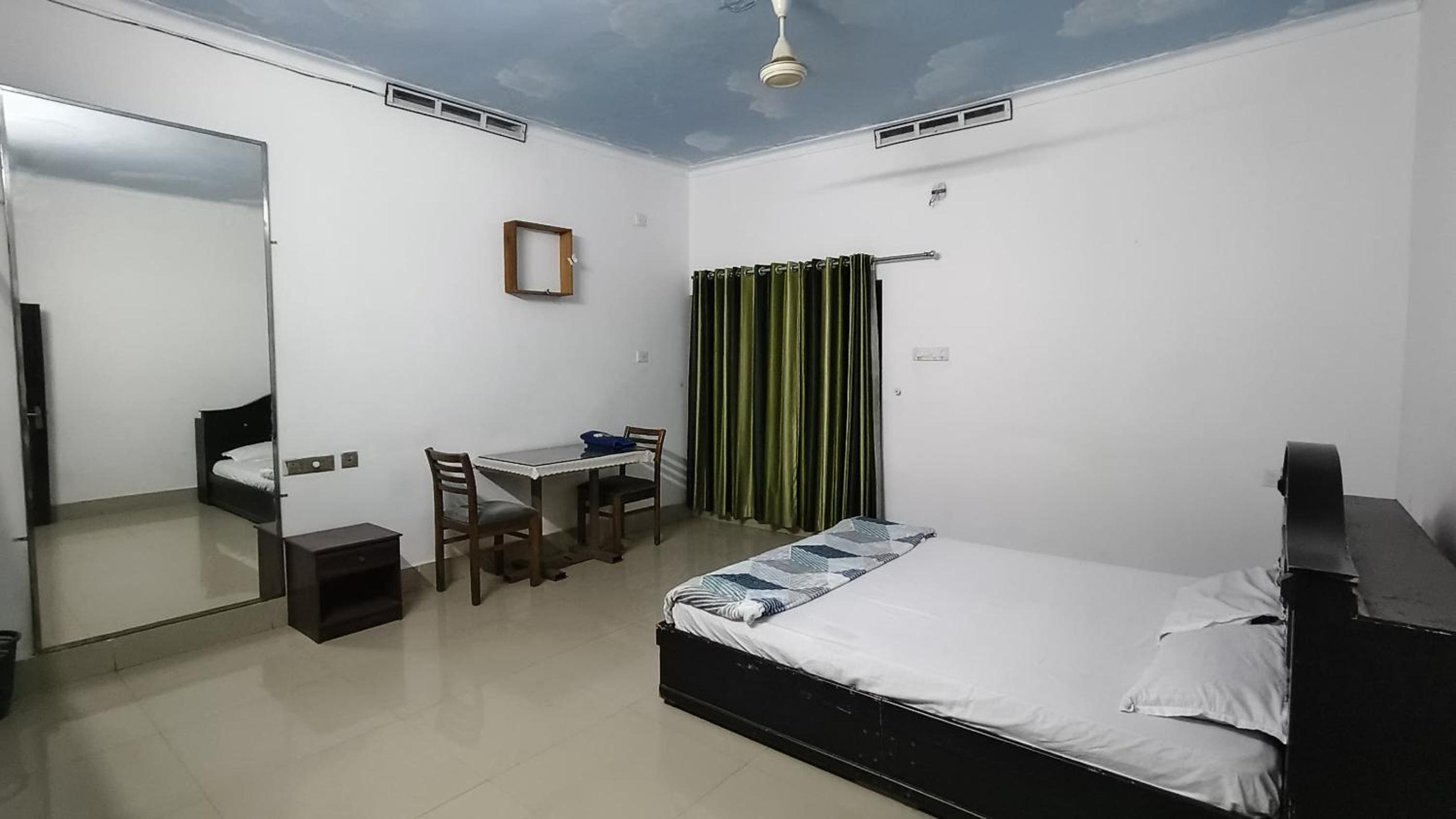 One-Bedroom Suite photo 2