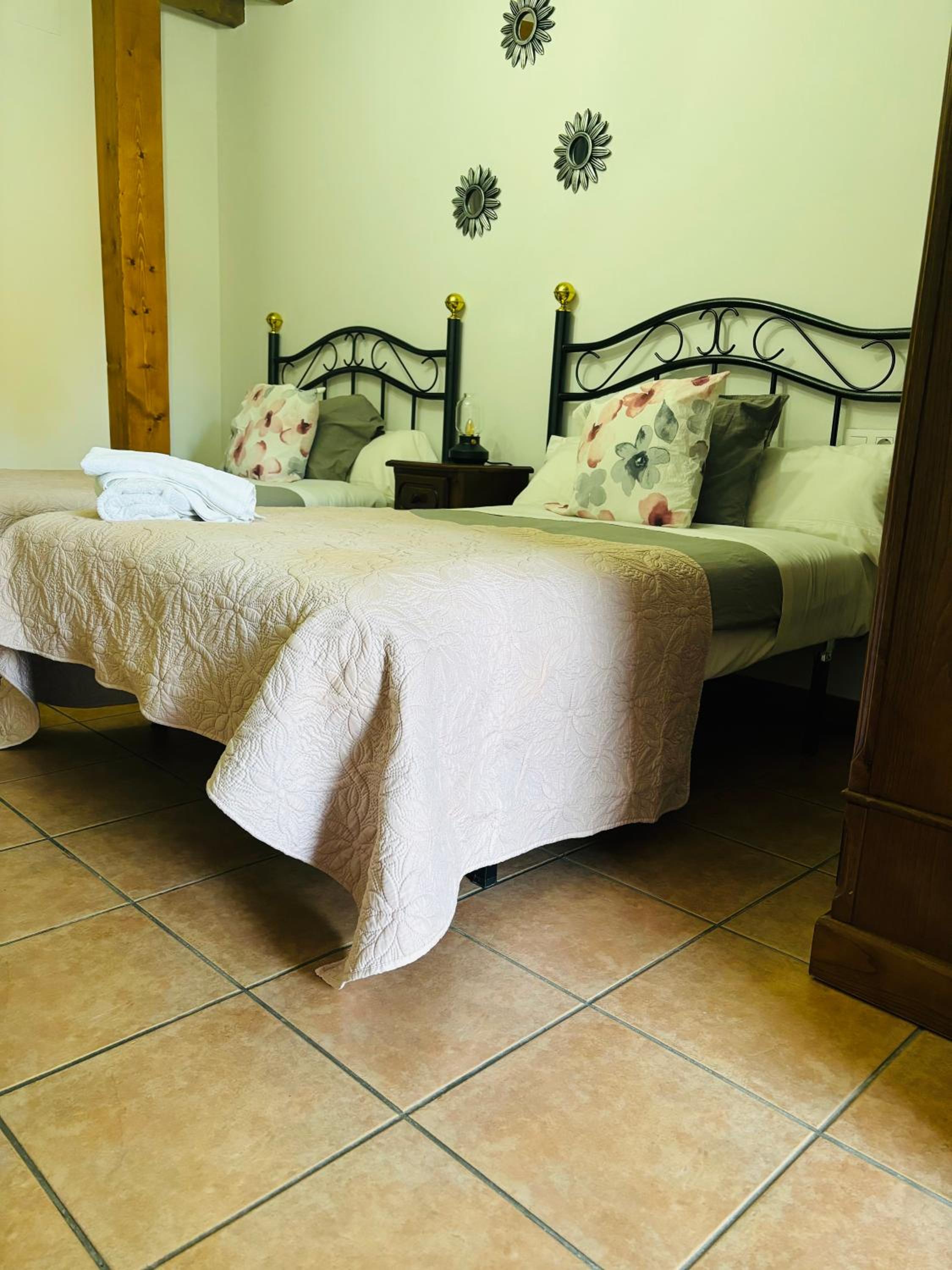 Habitación Doble con Dos Camas Dobles