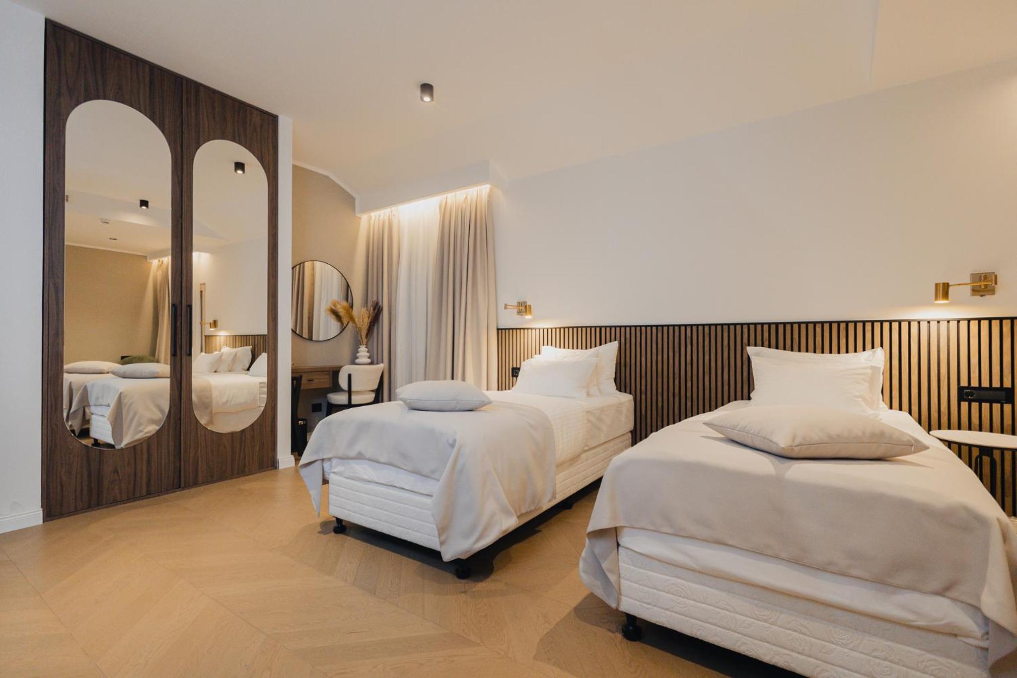 Superior Double Room - Photo 3