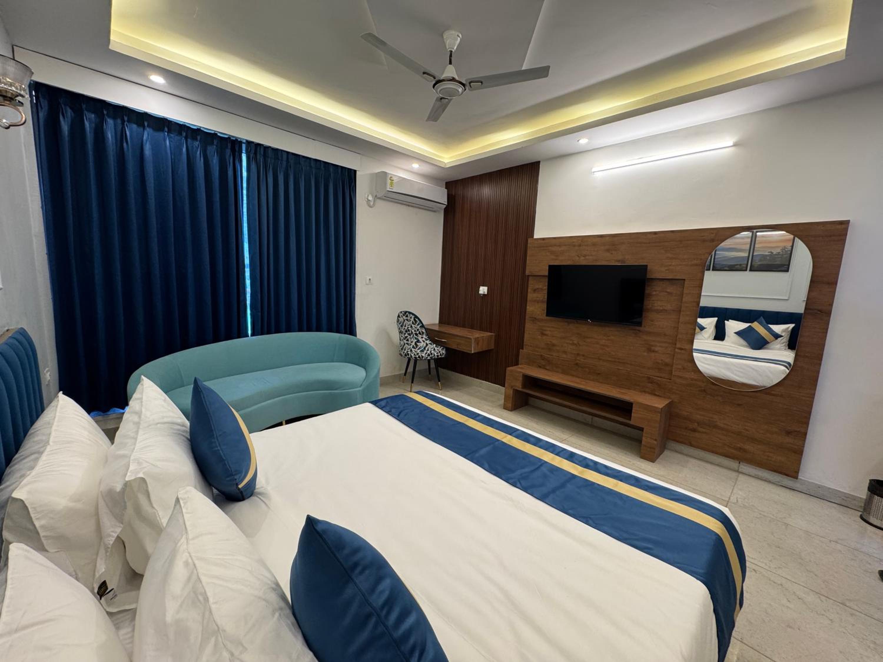 Double Room With Mountain View