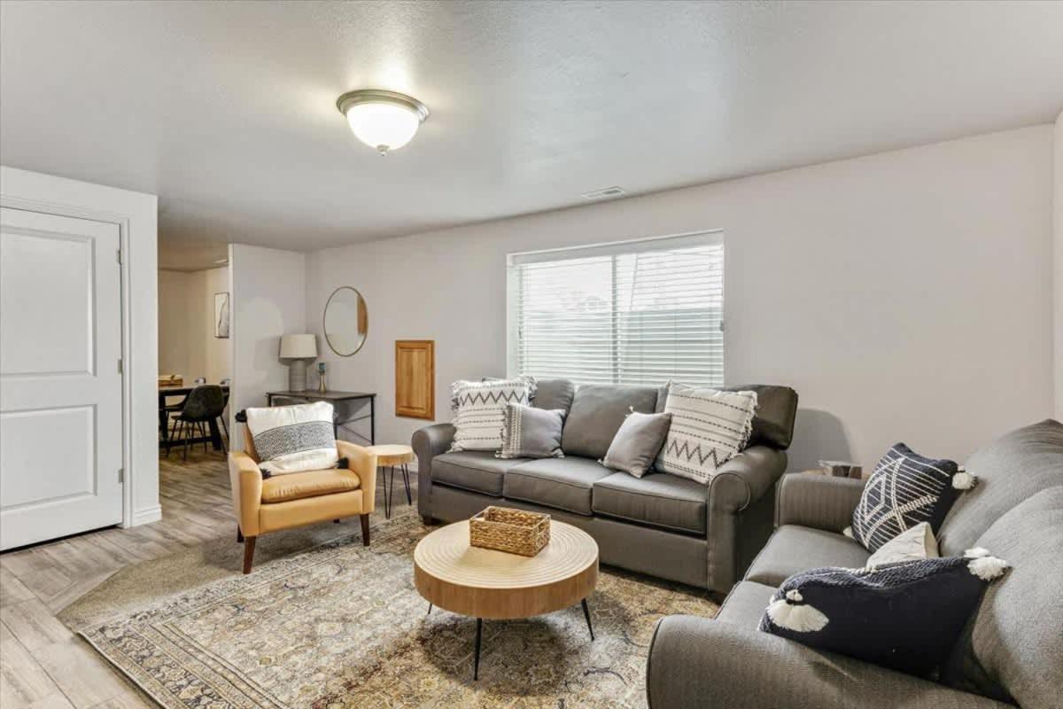 Apartment photo 1
