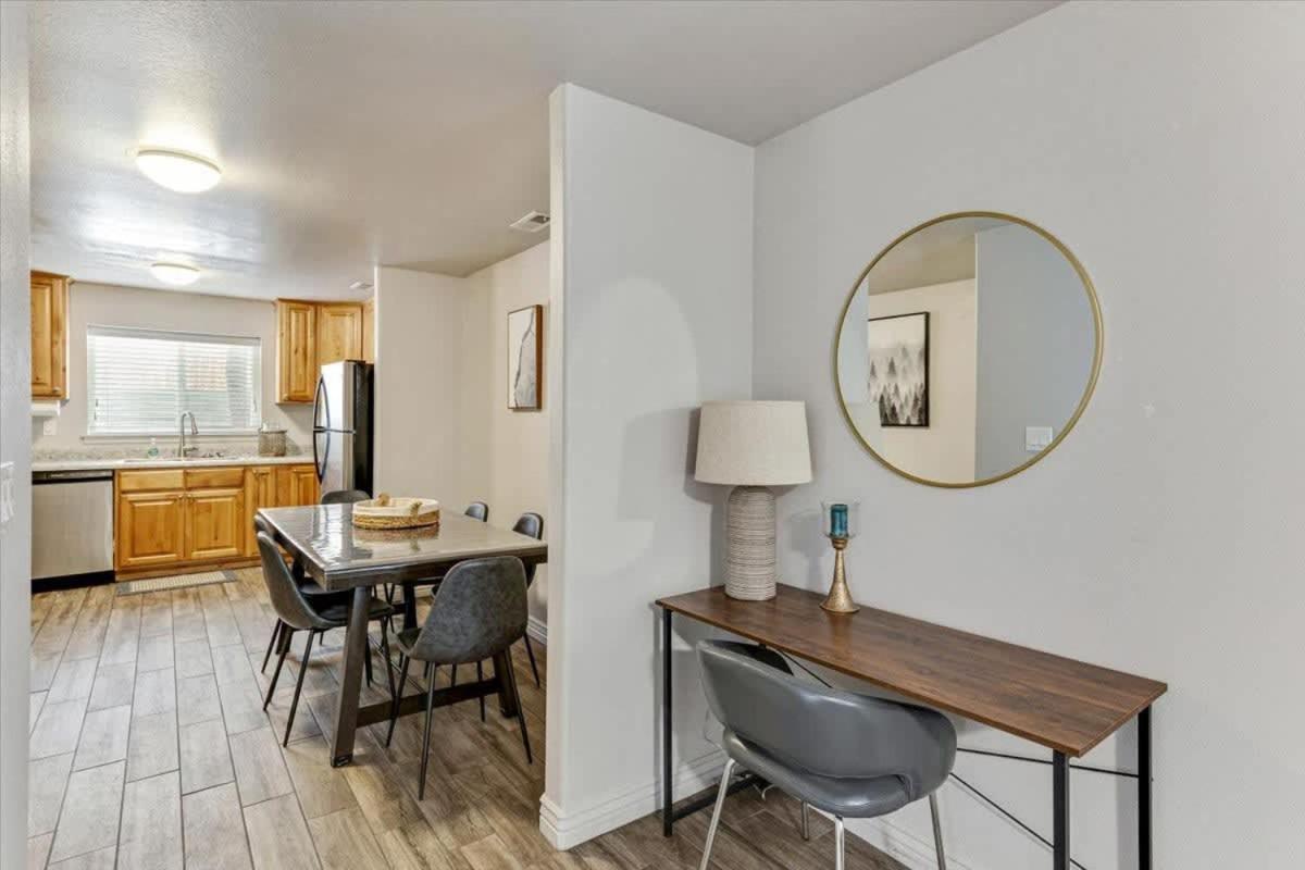 Apartment photo 3