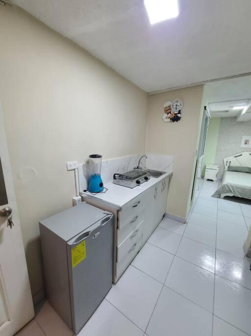 One-Bedroom Apartment photo 3