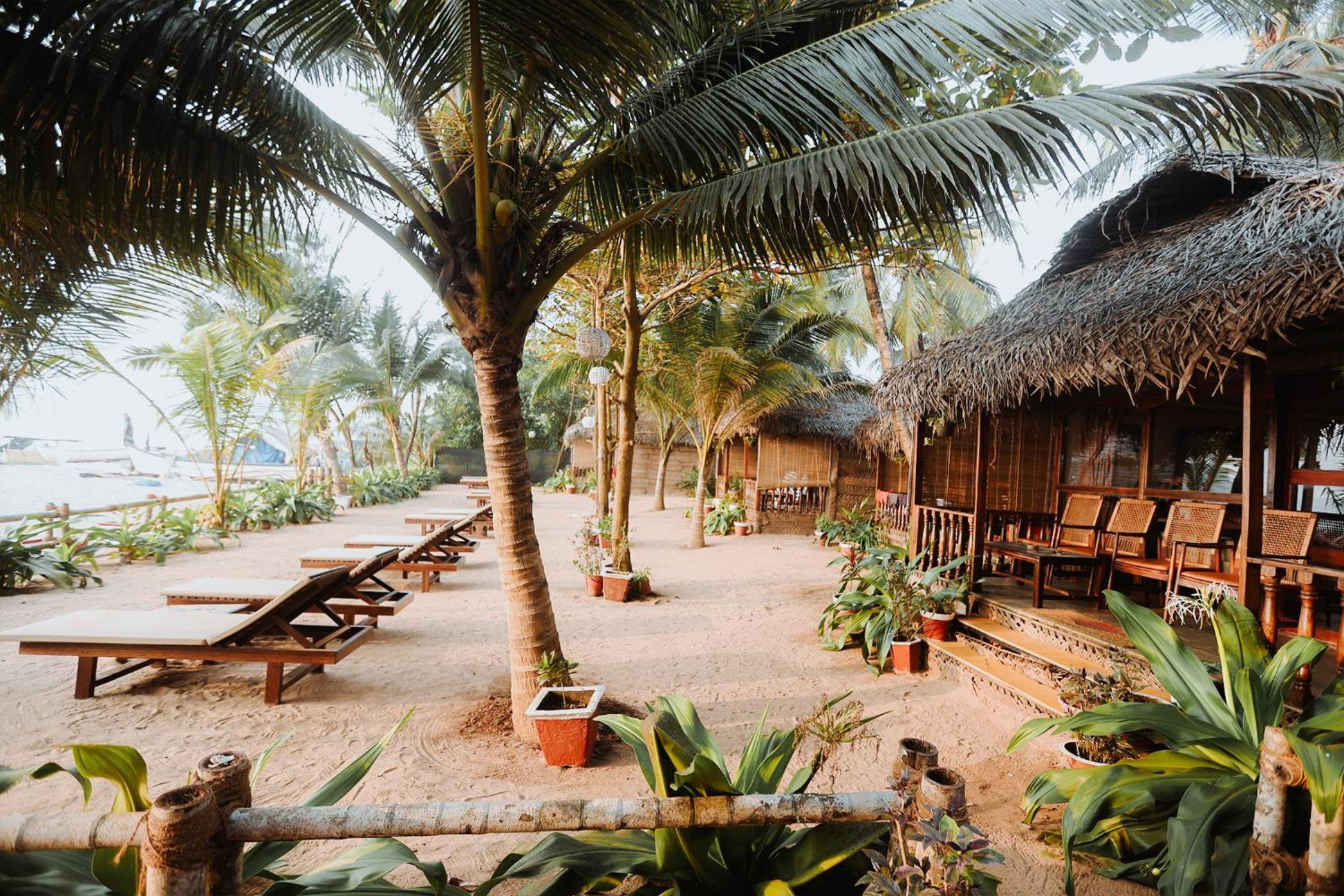 Classic Beach Front Villa  photo 2