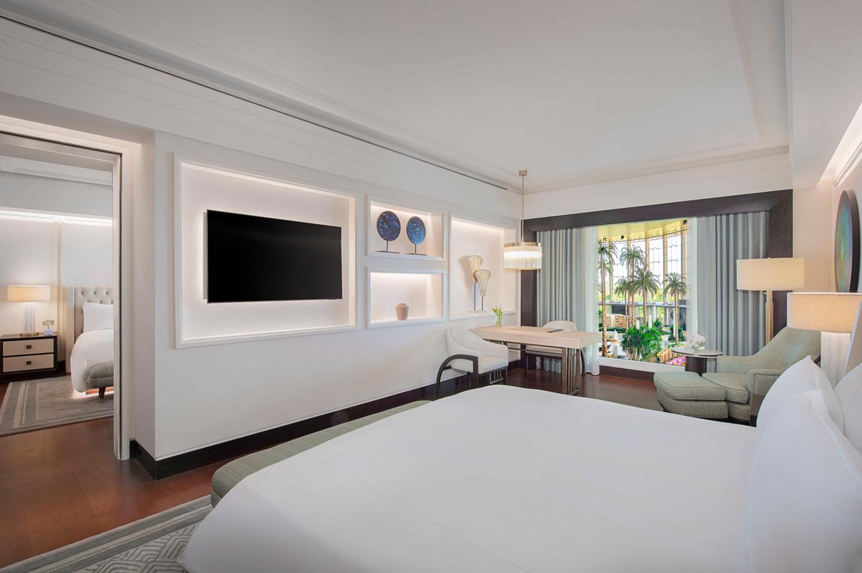 Connecting Deluxe Family Room