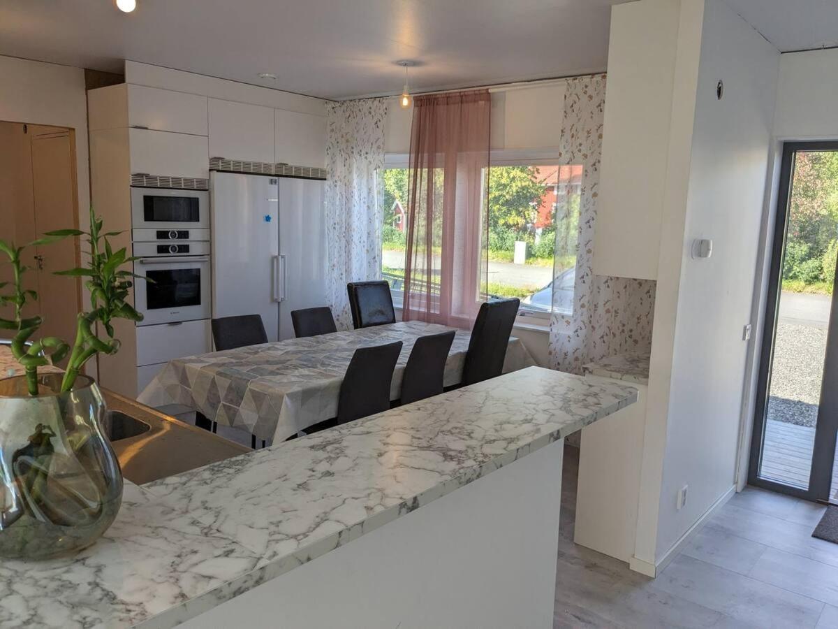 Three-Bedroom Villa photo 2